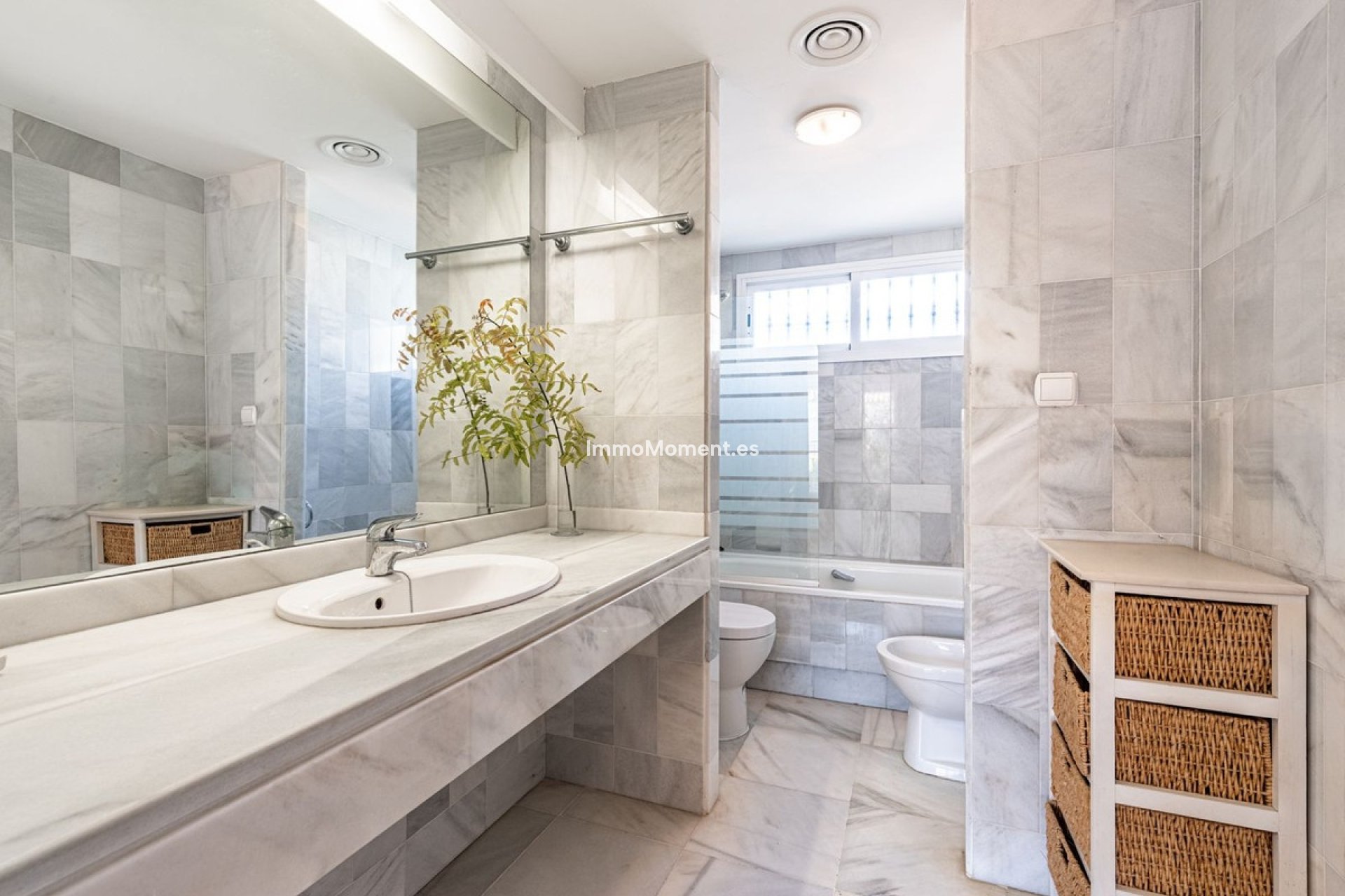 Resale - Townhouse - Marbella - Nueva Andalucía