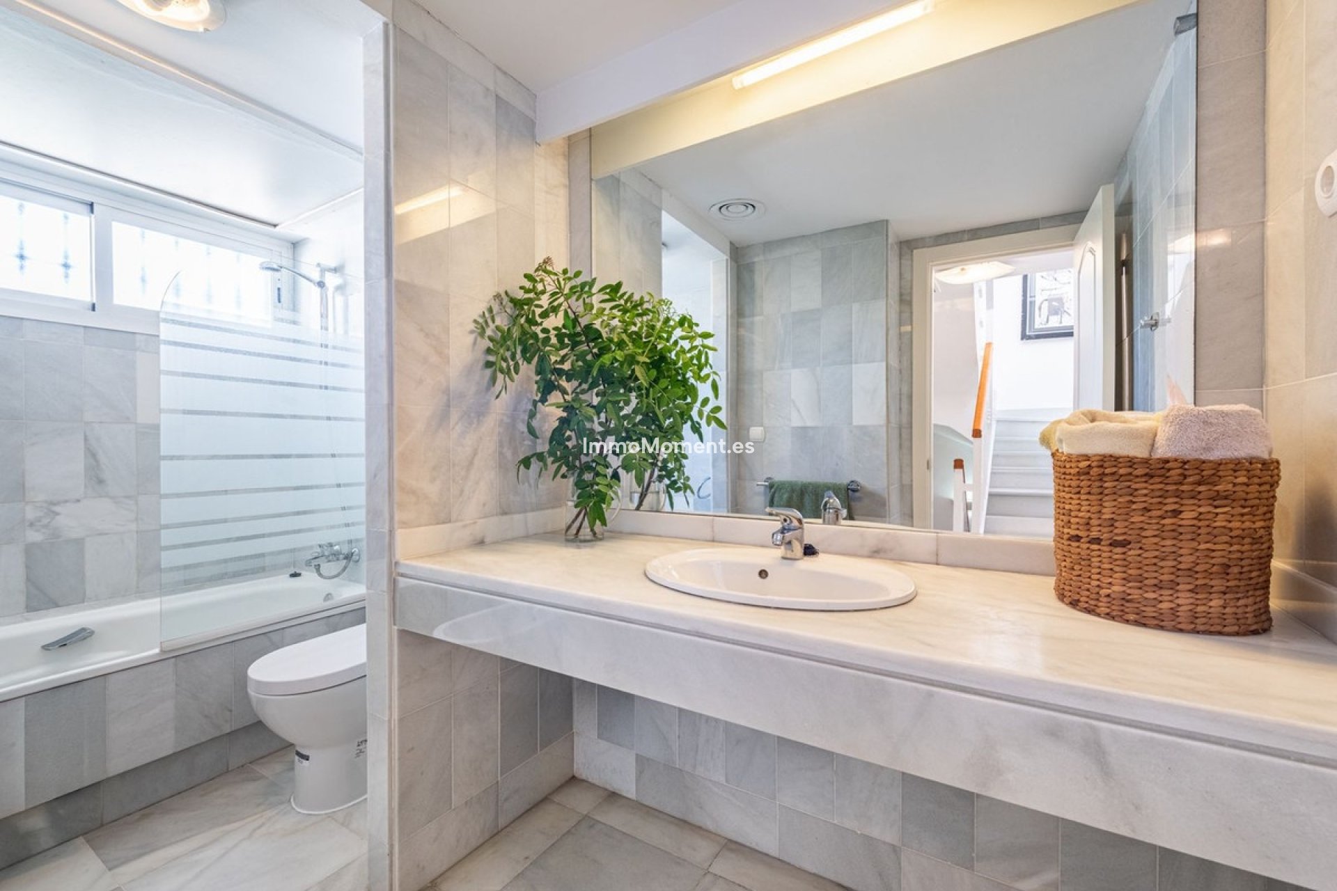 Resale - Townhouse - Marbella - Nueva Andalucía