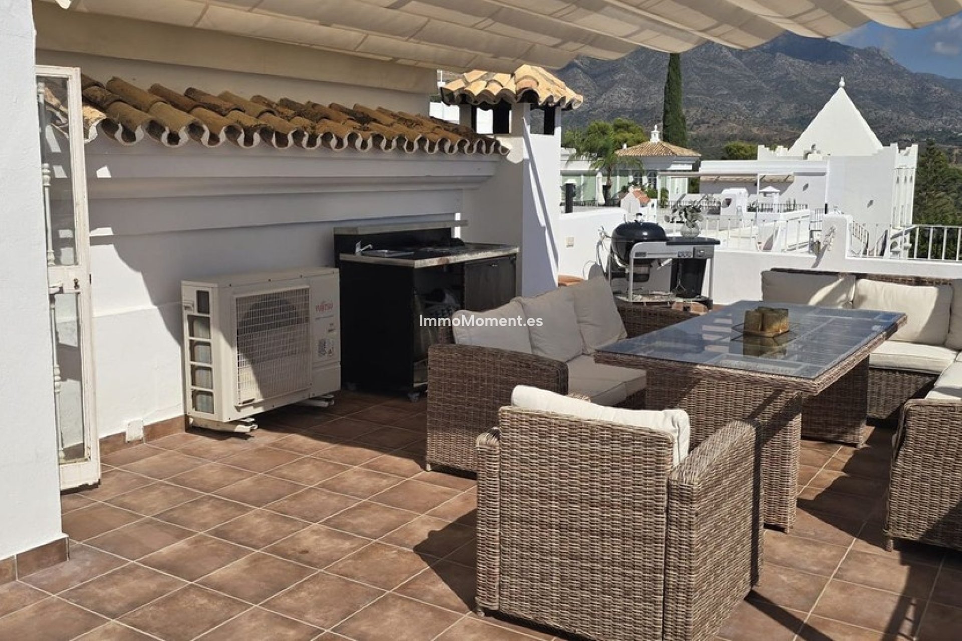 Resale - Townhouse - Marbella - Nueva Andalucía