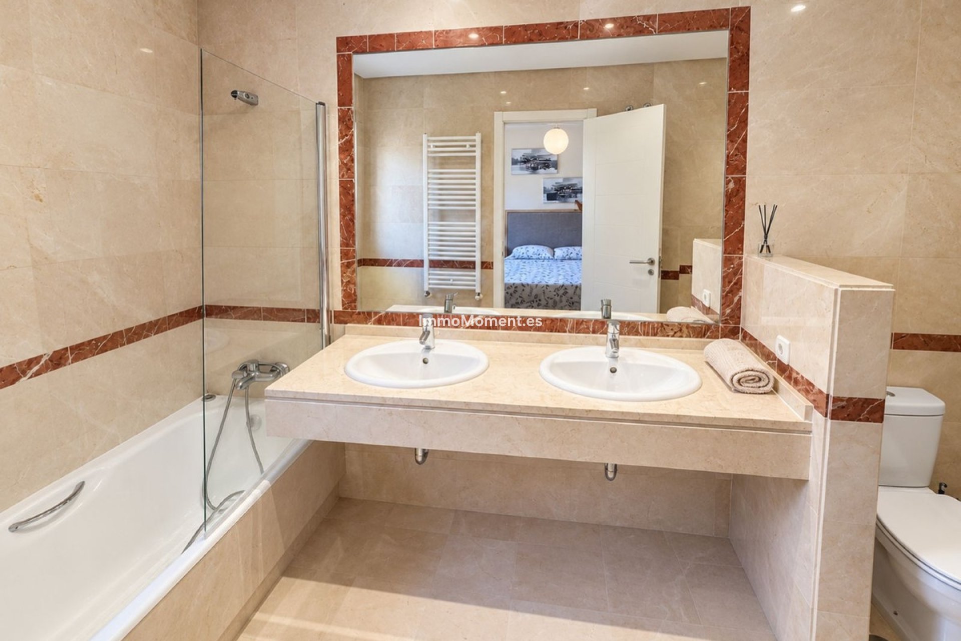 Resale - Townhouse - Marbella - Nueva Andalucía
