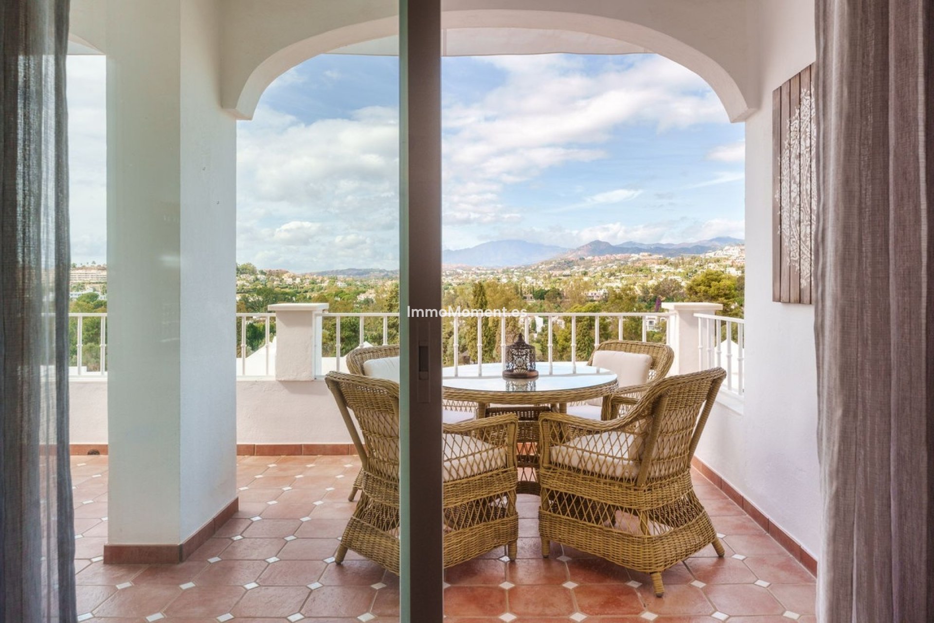 Resale - Townhouse - Marbella - Nueva Andalucía