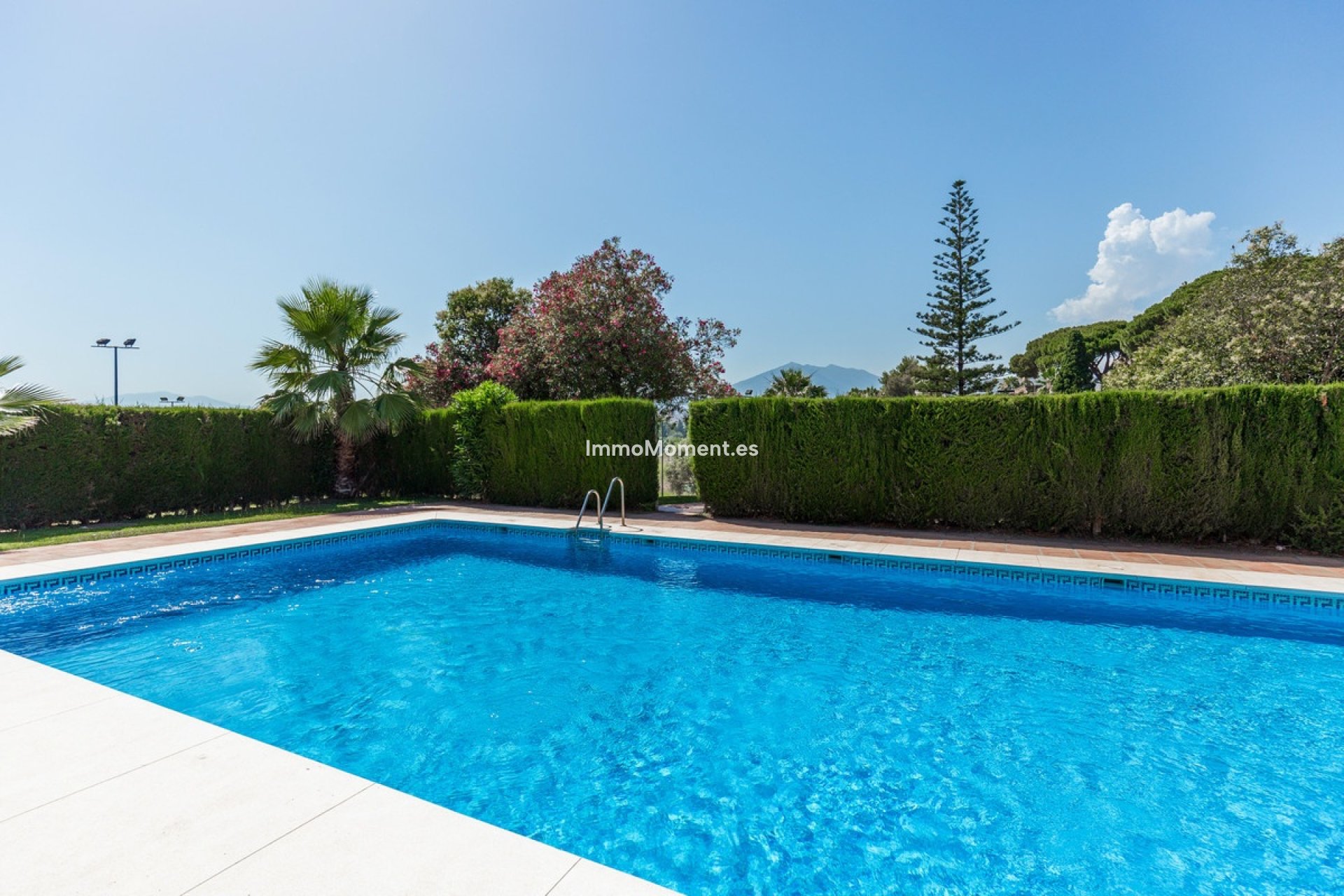 Resale - Townhouse - Marbella - Nueva Andalucía