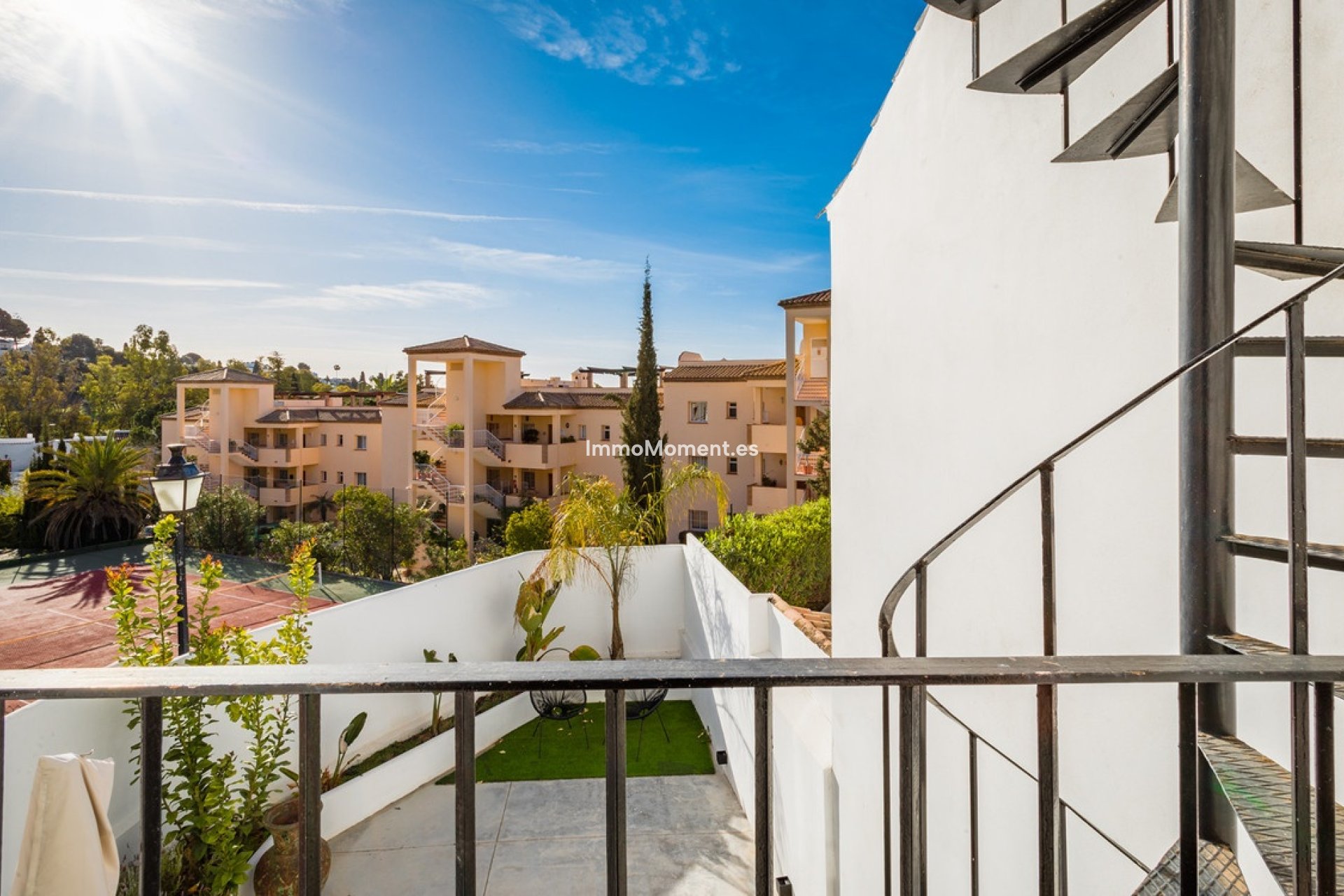 Resale - Townhouse - Marbella - Nueva Andalucía