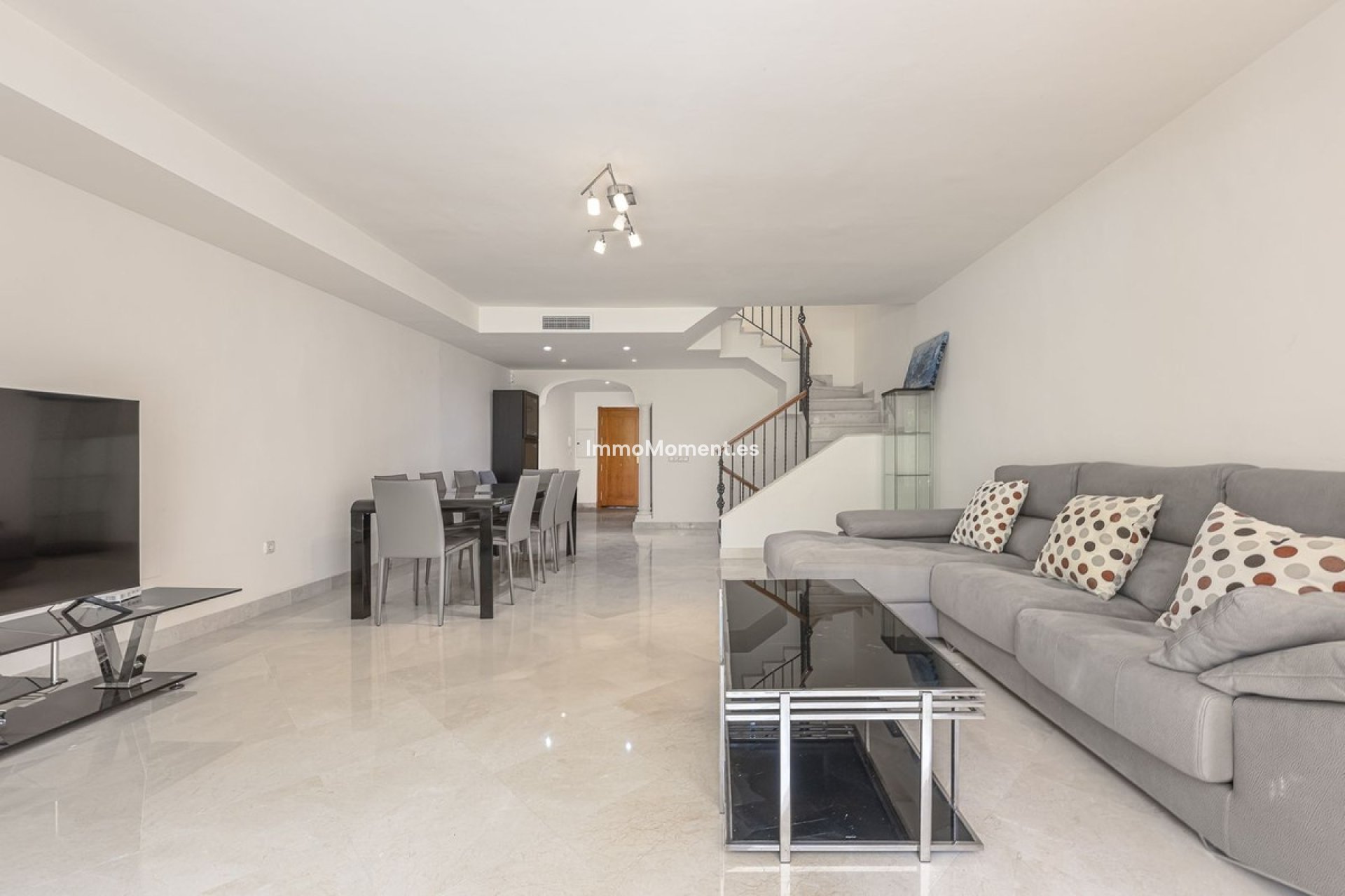 Resale - Townhouse - Marbella - Nueva Andalucía