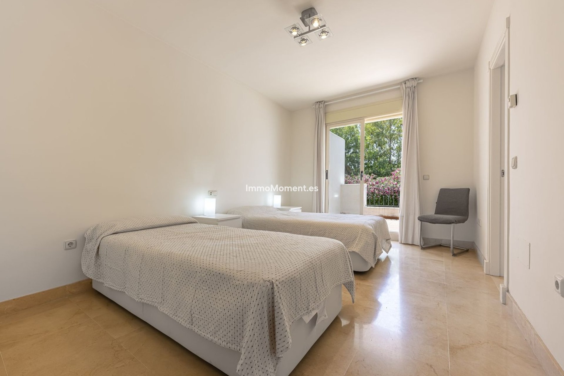 Resale - Townhouse - Marbella - Nueva Andalucía