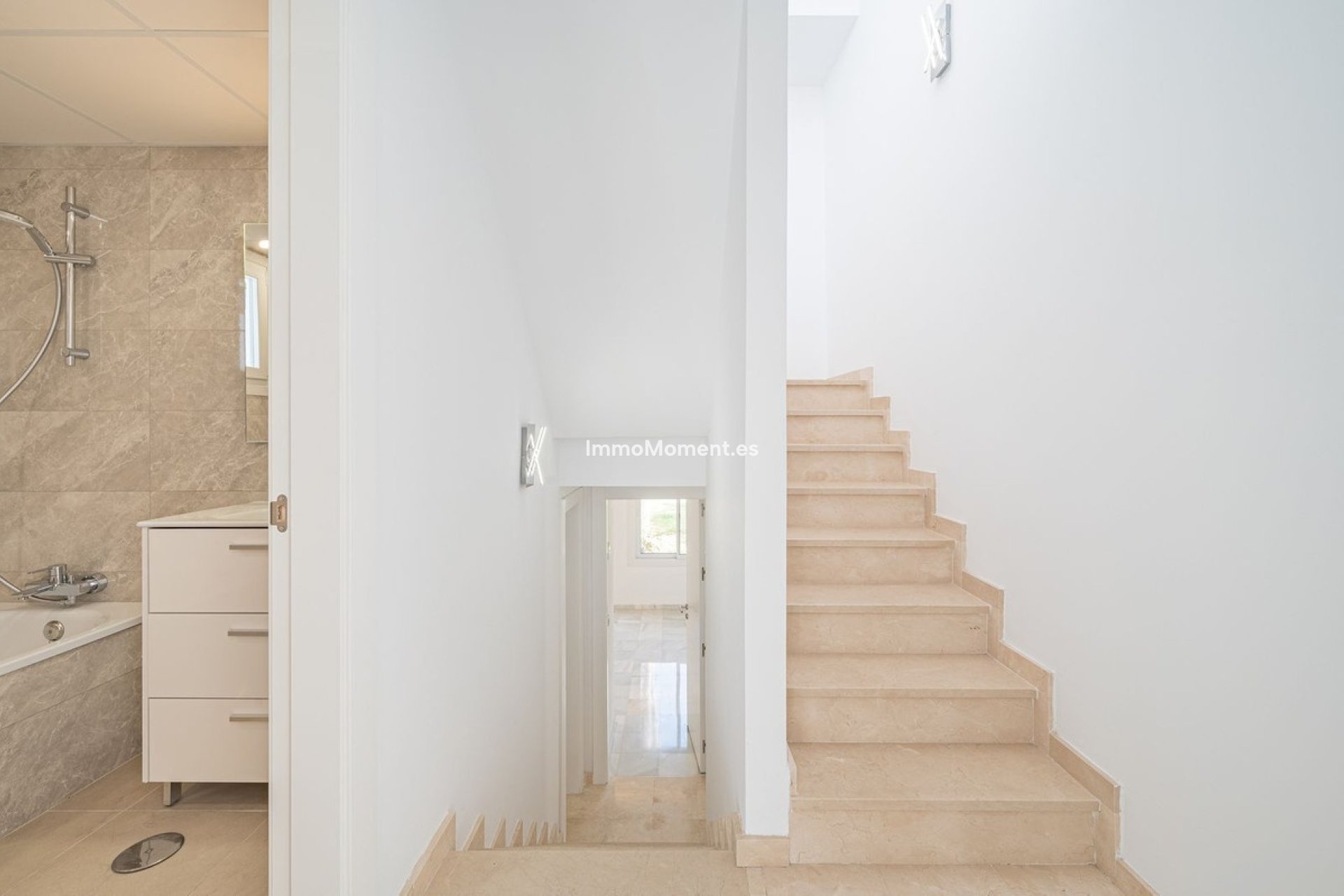 Resale - Townhouse - Marbella - Nueva Andalucía