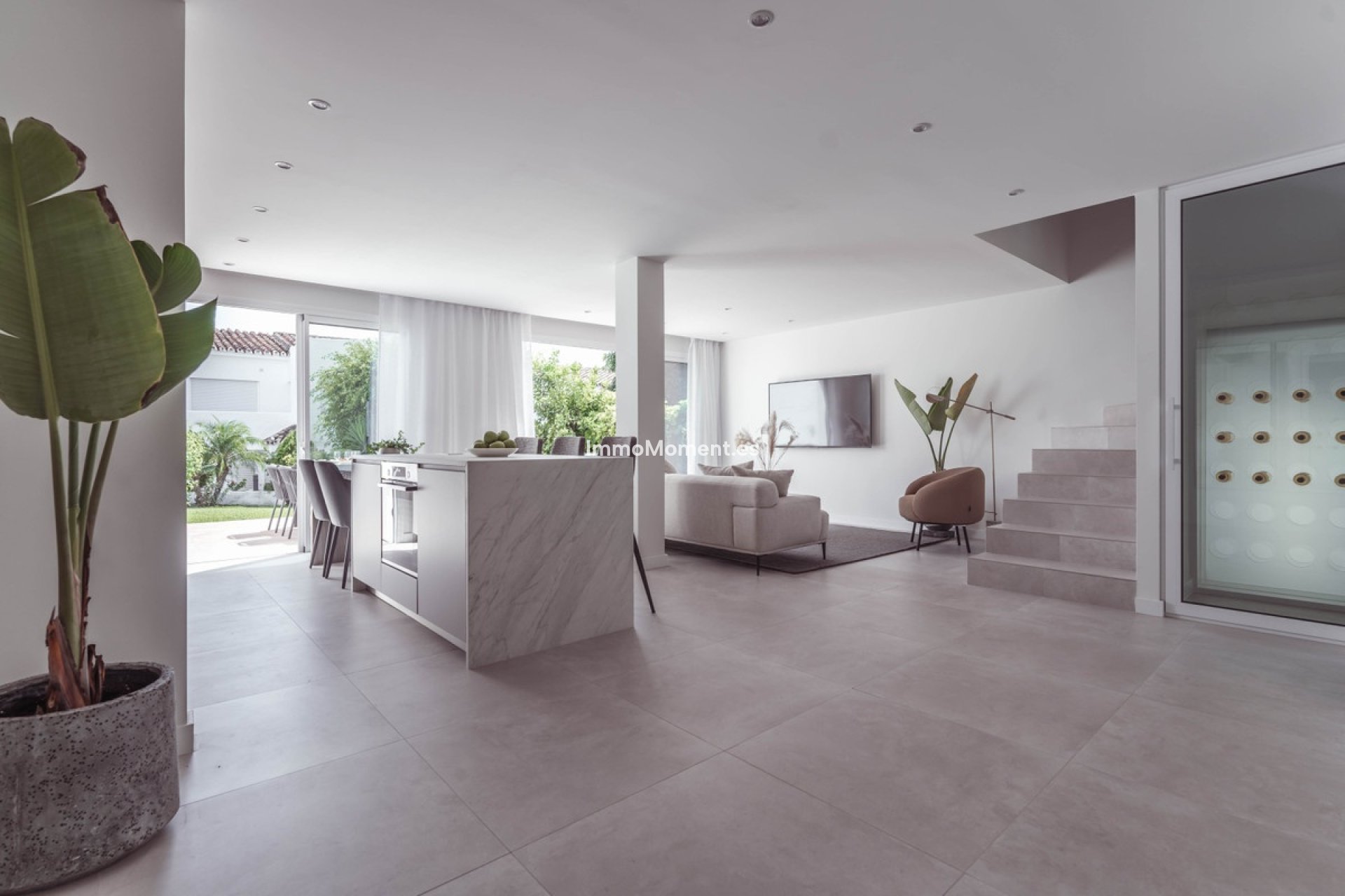 Resale - Townhouse - Marbella - Nueva Andalucía