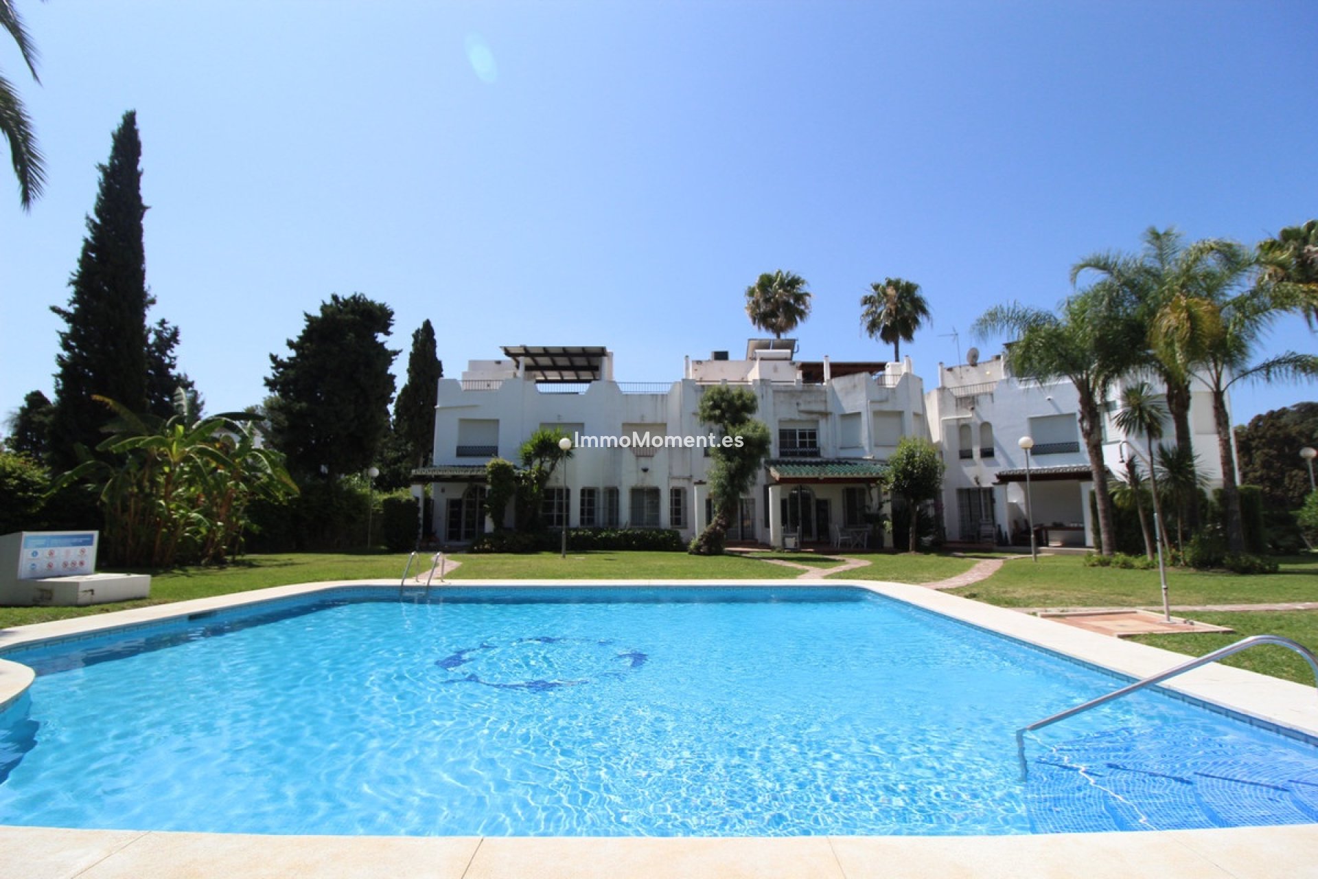 Resale - Townhouse - Marbella - Nueva Andalucía