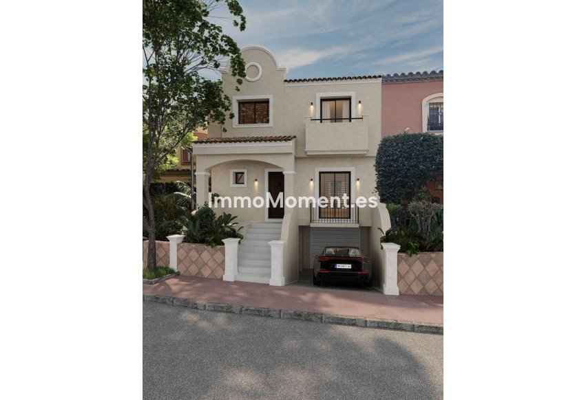 Resale - Townhouse - Marbella - Nueva Andalucía
