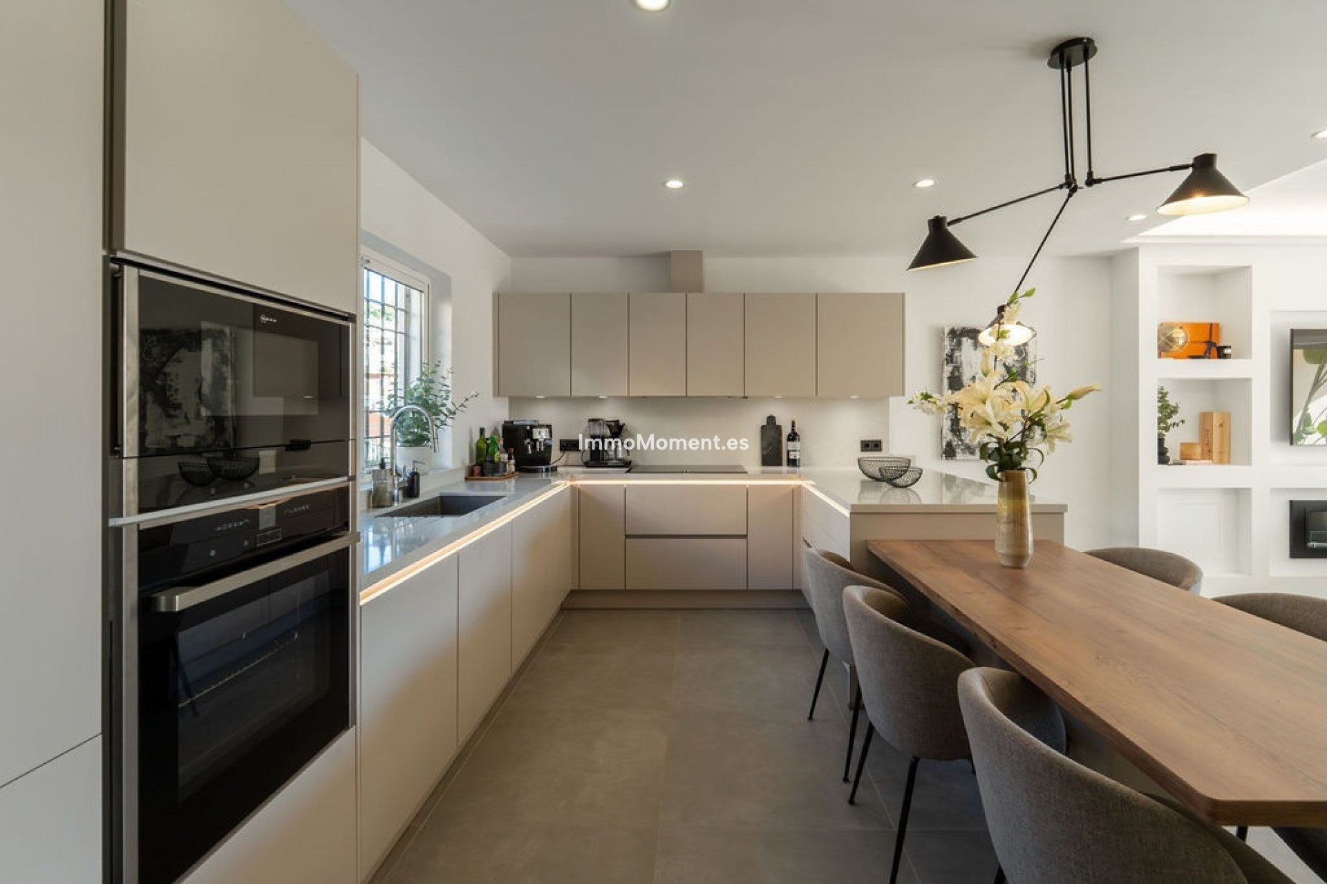 Resale - Townhouse - Marbella - Nueva Andalucía