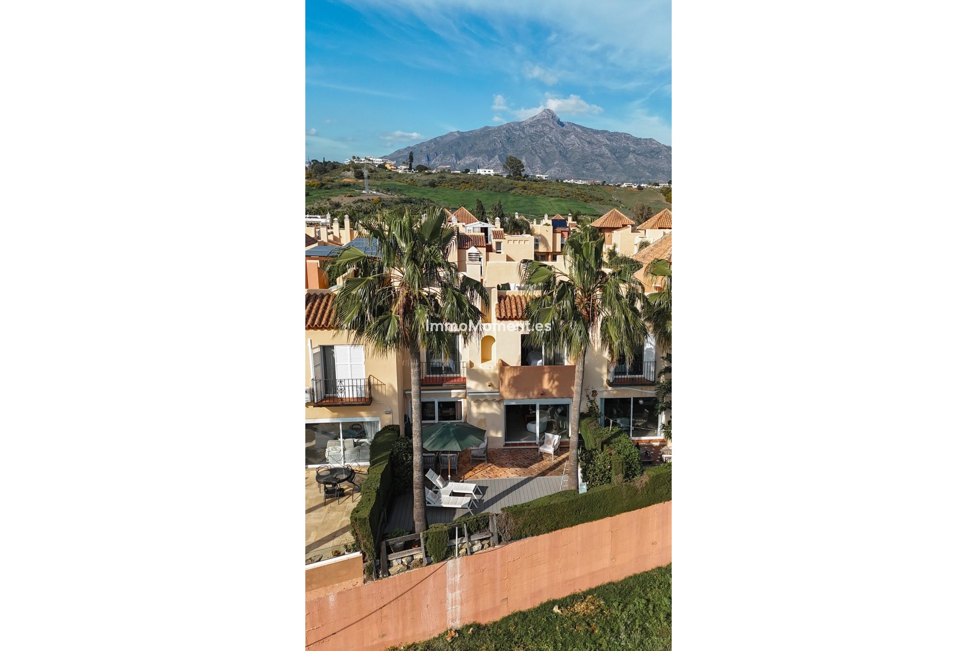 Resale - Townhouse - Marbella - Nueva Andalucía