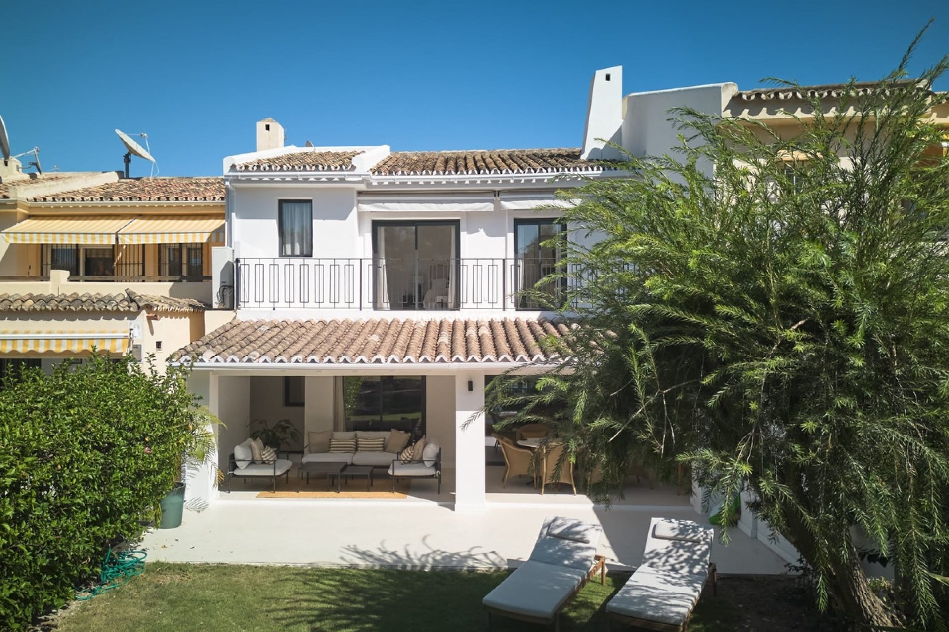 Resale - Townhouse - Marbella - Nueva Andalucía