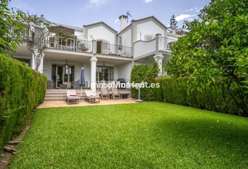 Resale - Townhouse - Marbella - Nueva Andalucía