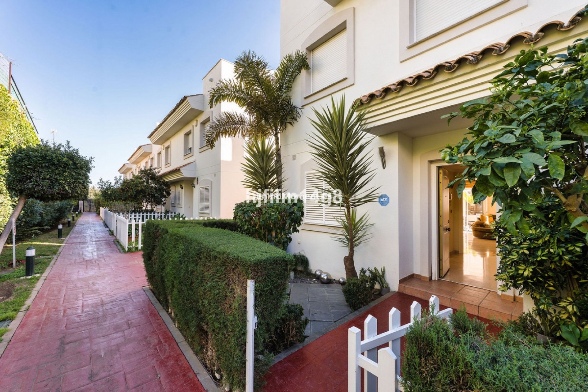 Resale - Townhouse - Marbella - Nueva Andalucía