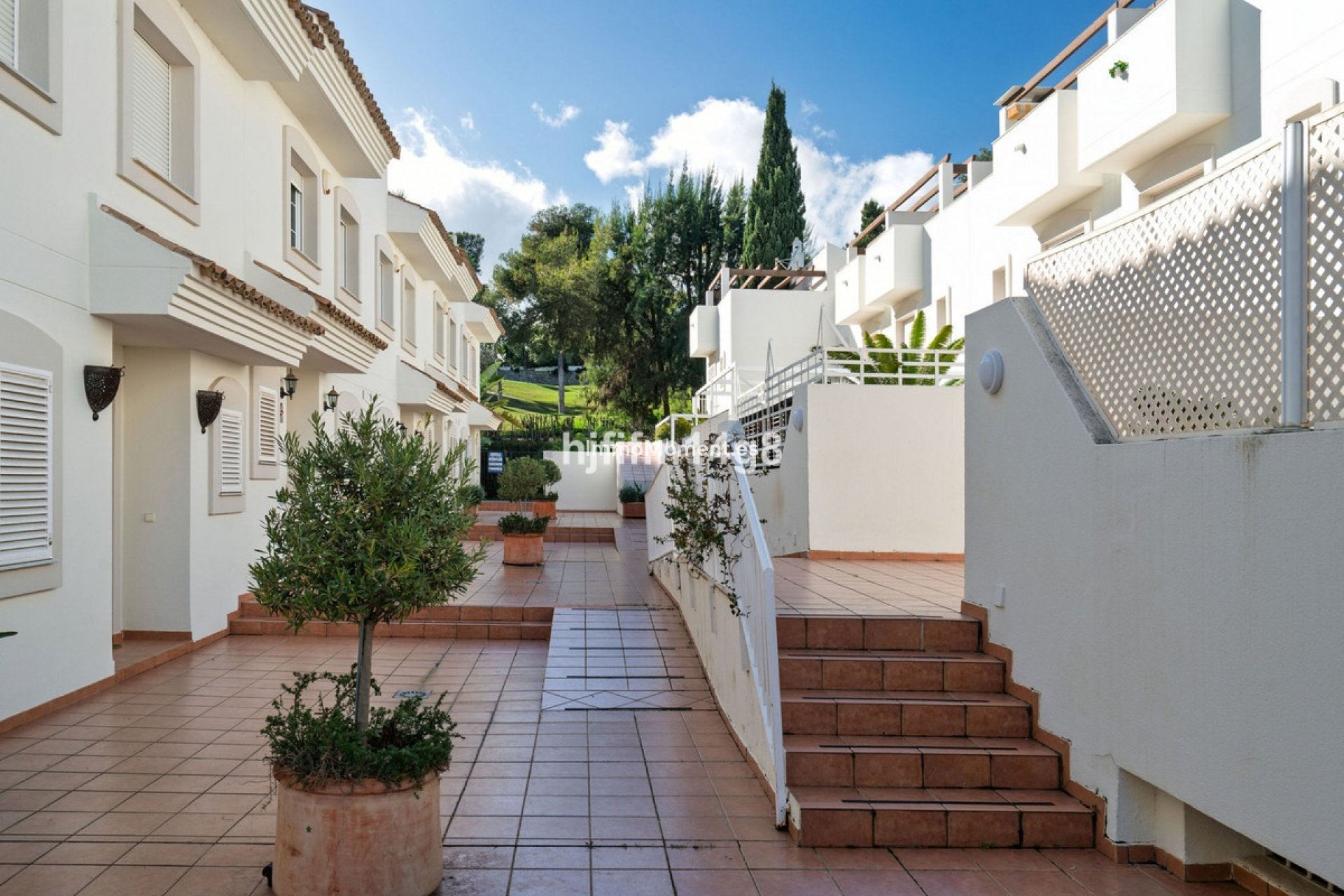 Resale - Townhouse - Marbella - Nueva Andalucía