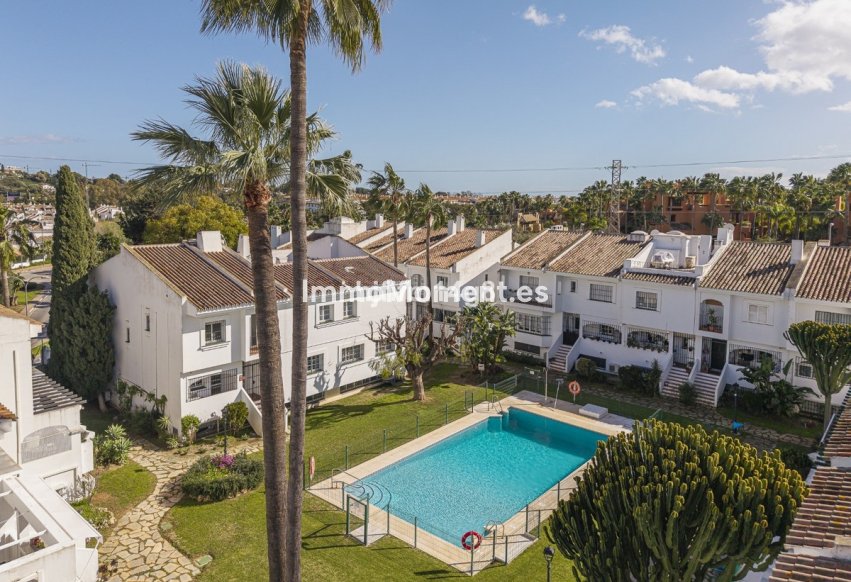 Resale - Townhouse - Marbella - Nueva Andalucía