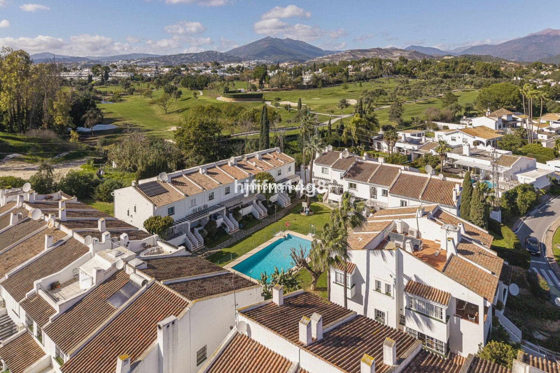 Resale - Townhouse - Marbella - Nueva Andalucía