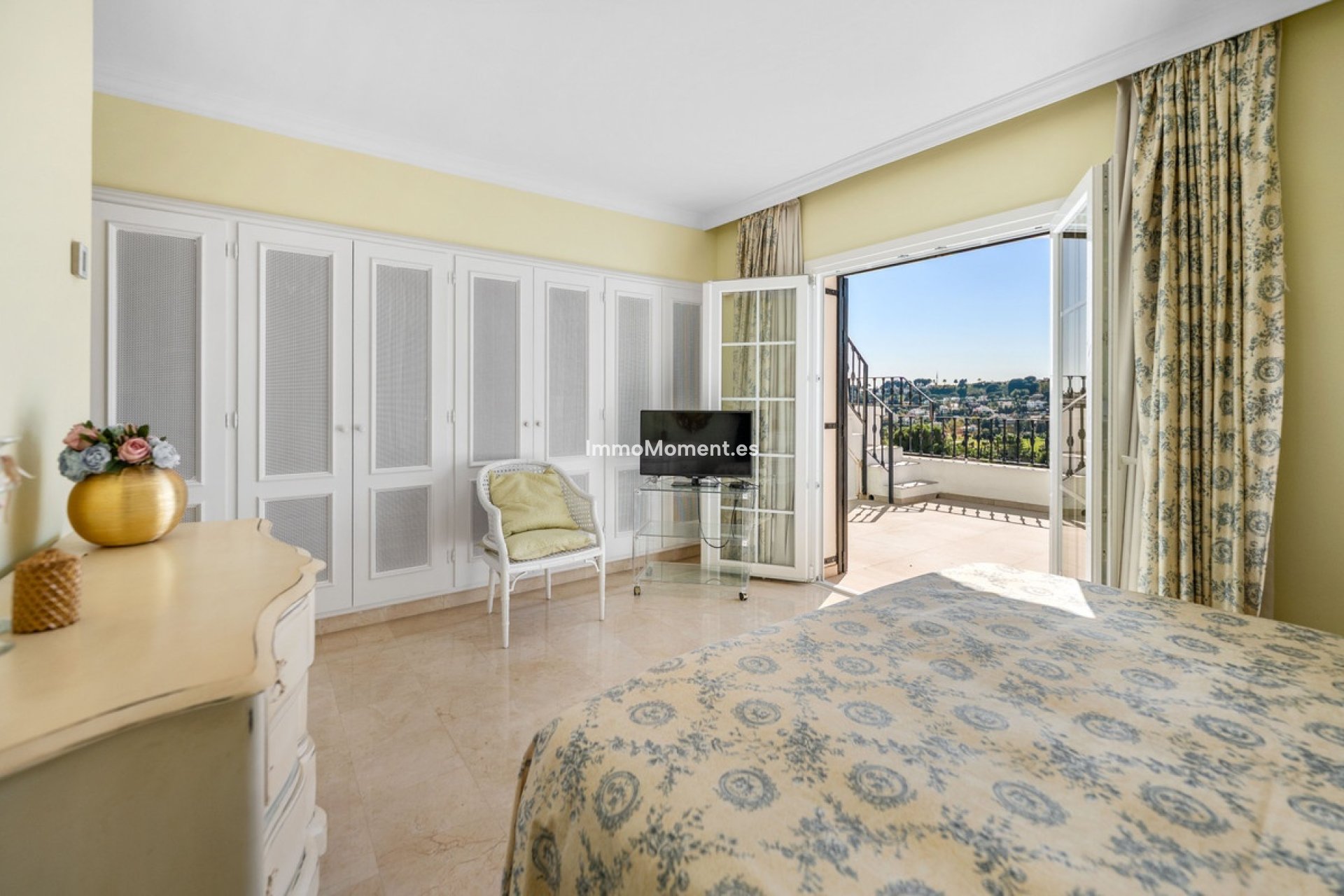 Resale - Townhouse - Marbella - Nueva Andalucía