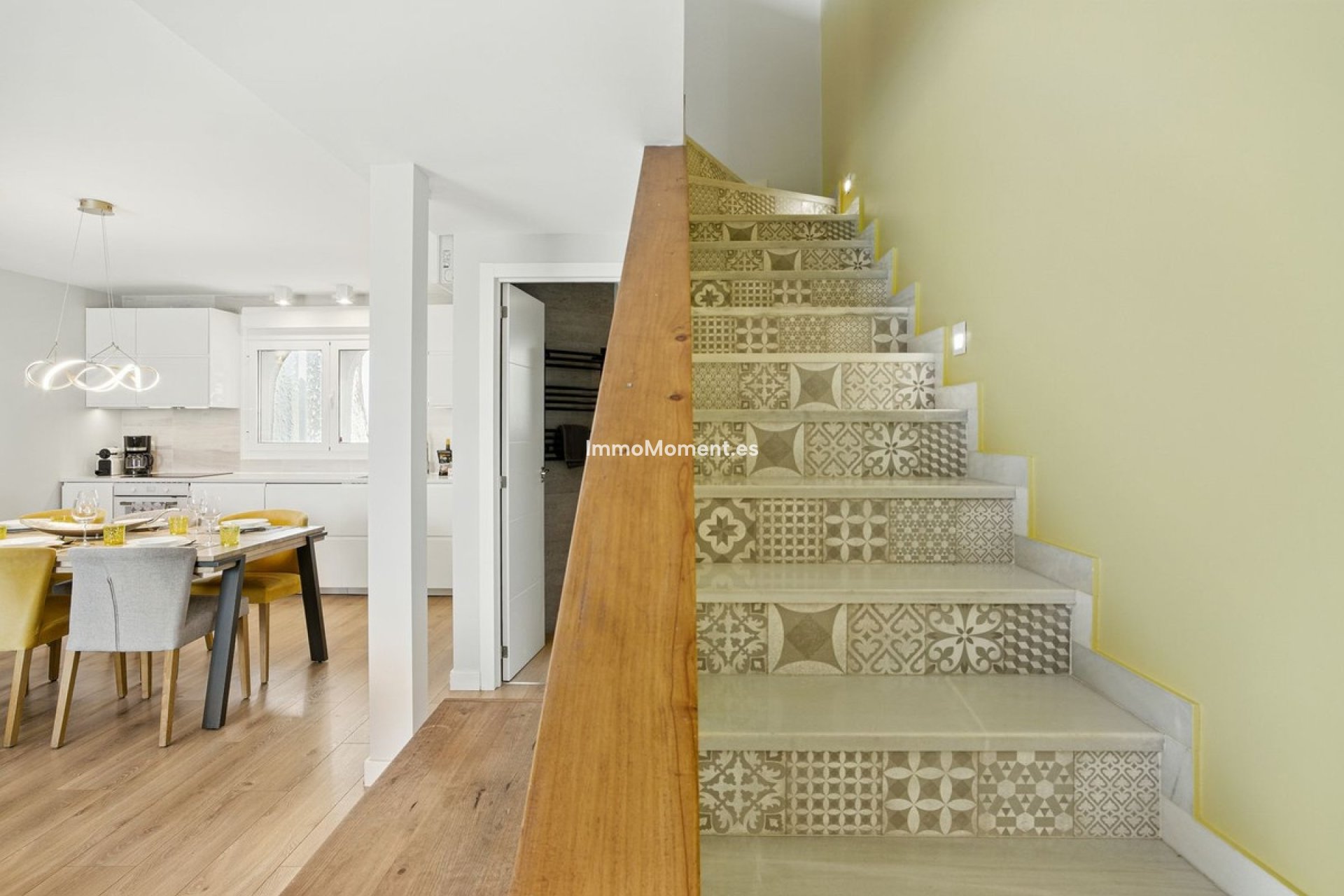 Resale - Townhouse - Marbella - Nueva Andalucía