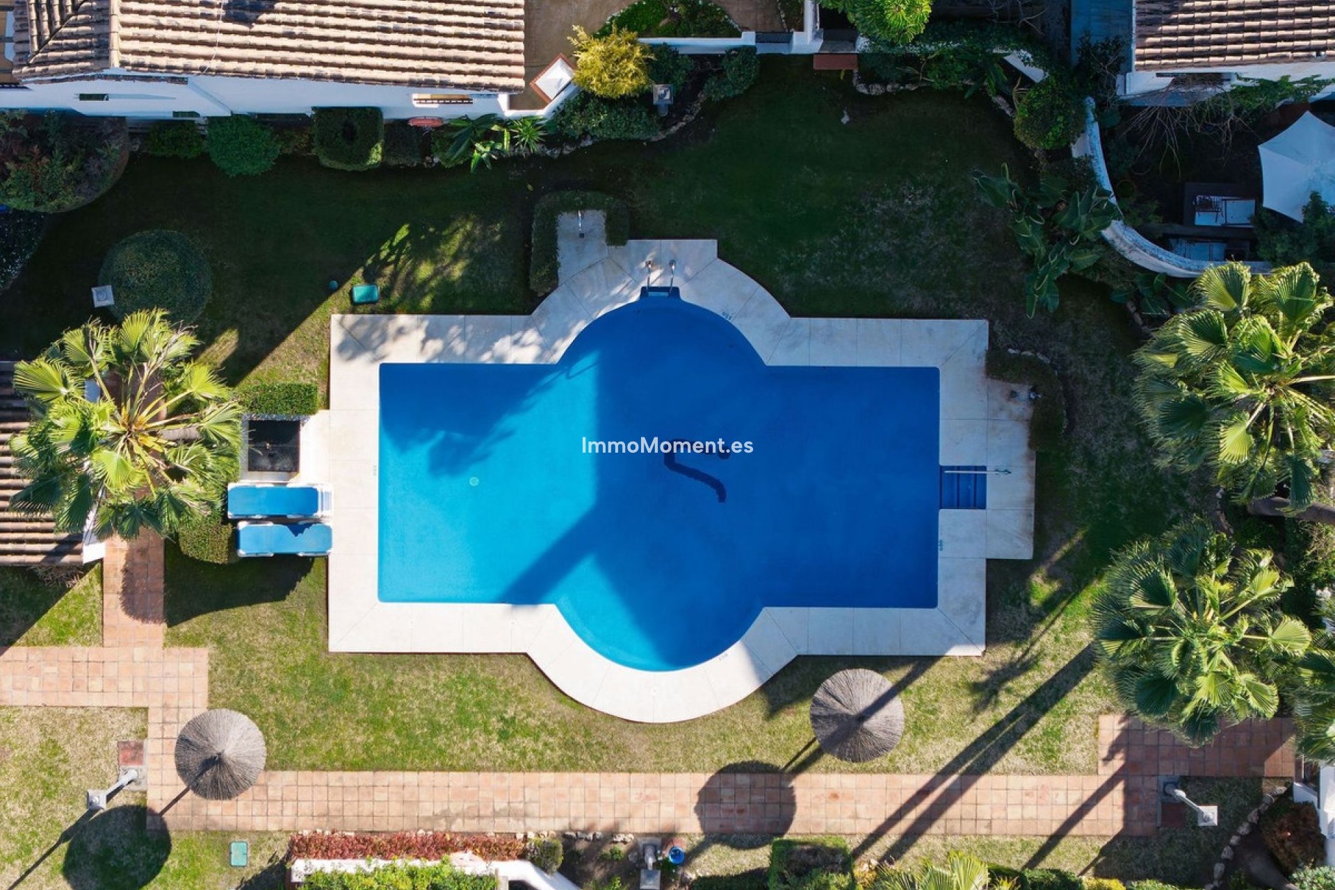 Resale - Townhouse - Marbella - Nueva Andalucía
