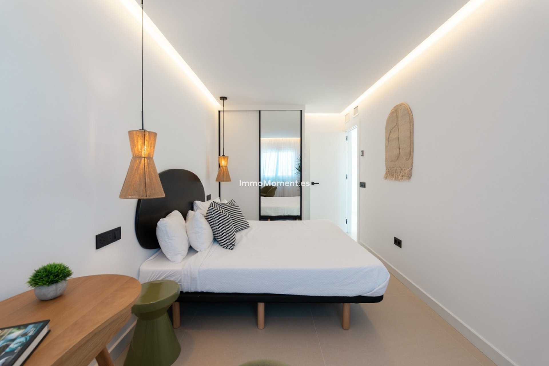 Resale - Townhouse - Marbella - Nueva Andalucía
