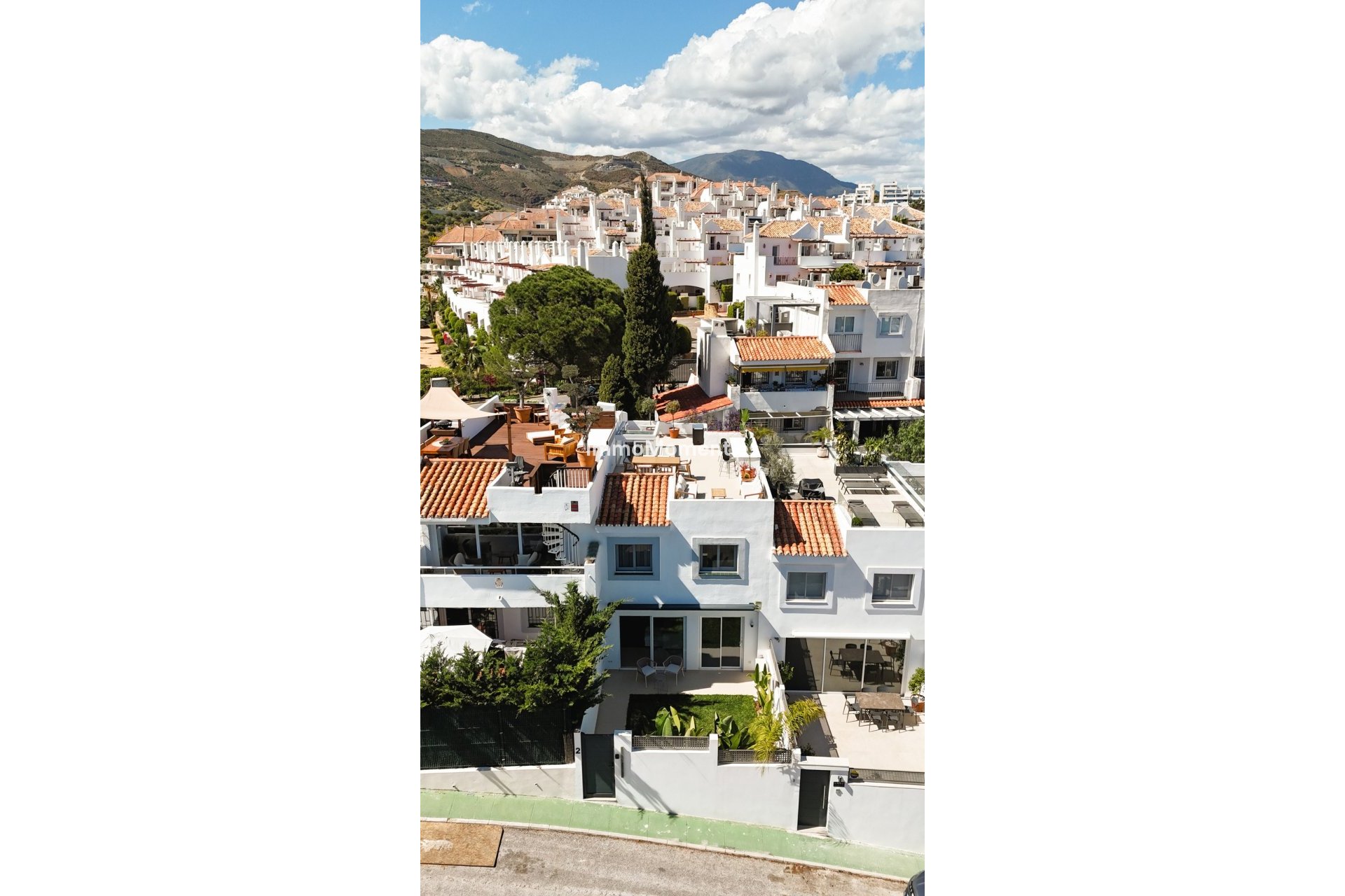 Resale - Townhouse - Marbella - Nueva Andalucía
