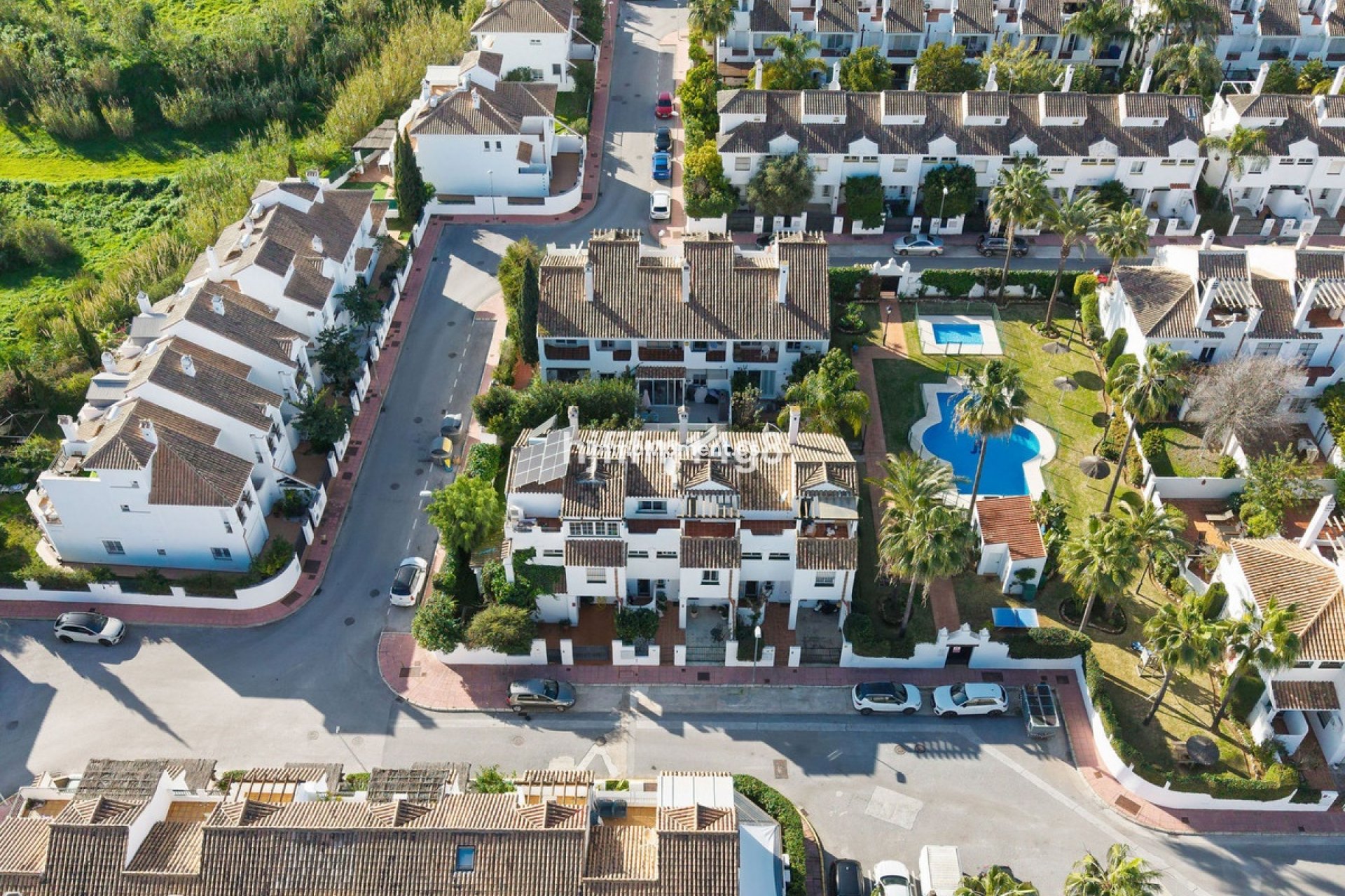Resale - Townhouse - Marbella - Nueva Andalucía