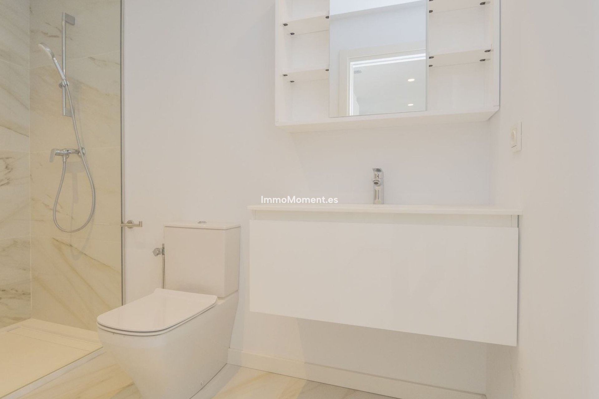 Resale - Townhouse - Marbella - Nueva Andalucía