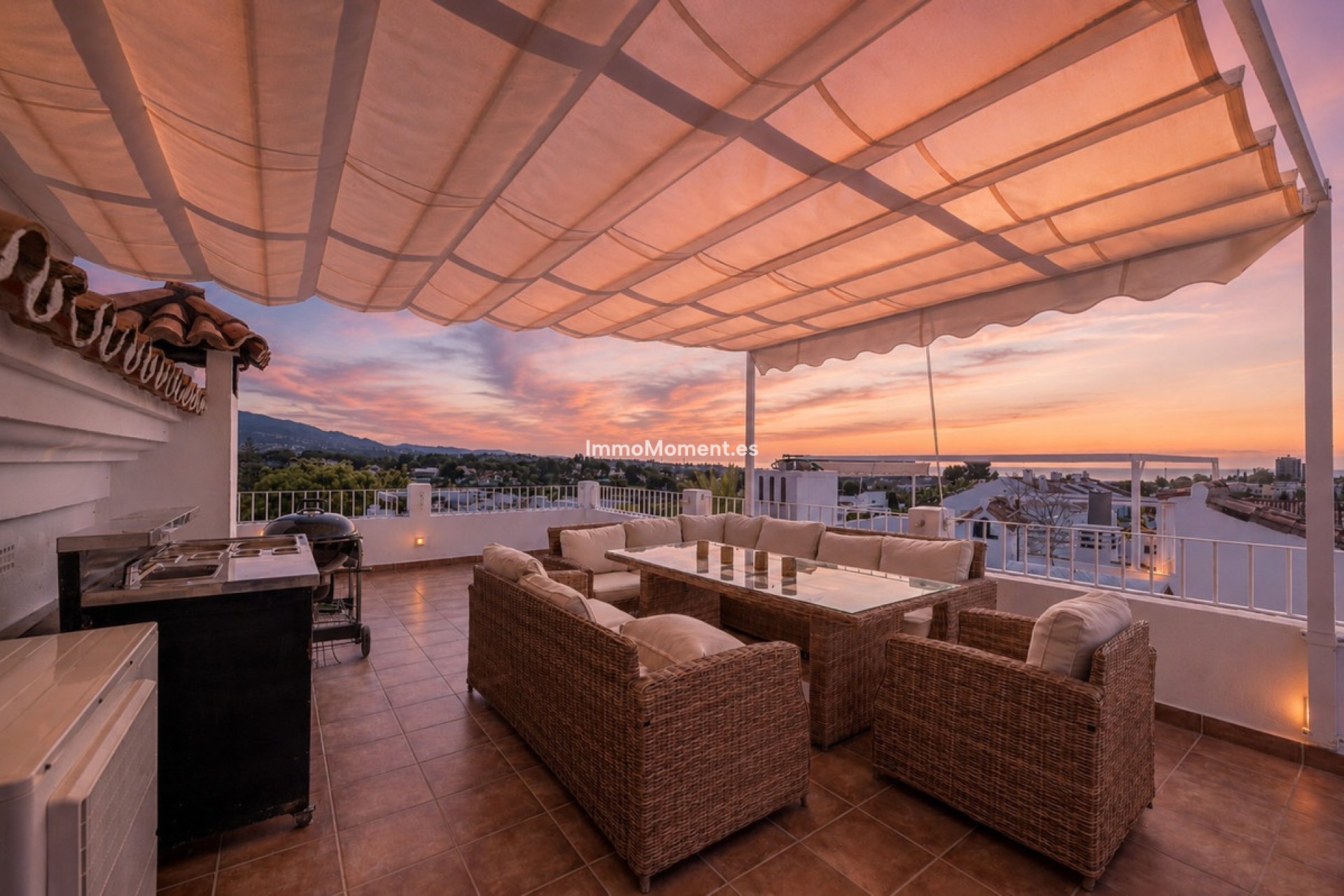 Resale - Townhouse - Marbella - Nueva Andalucía