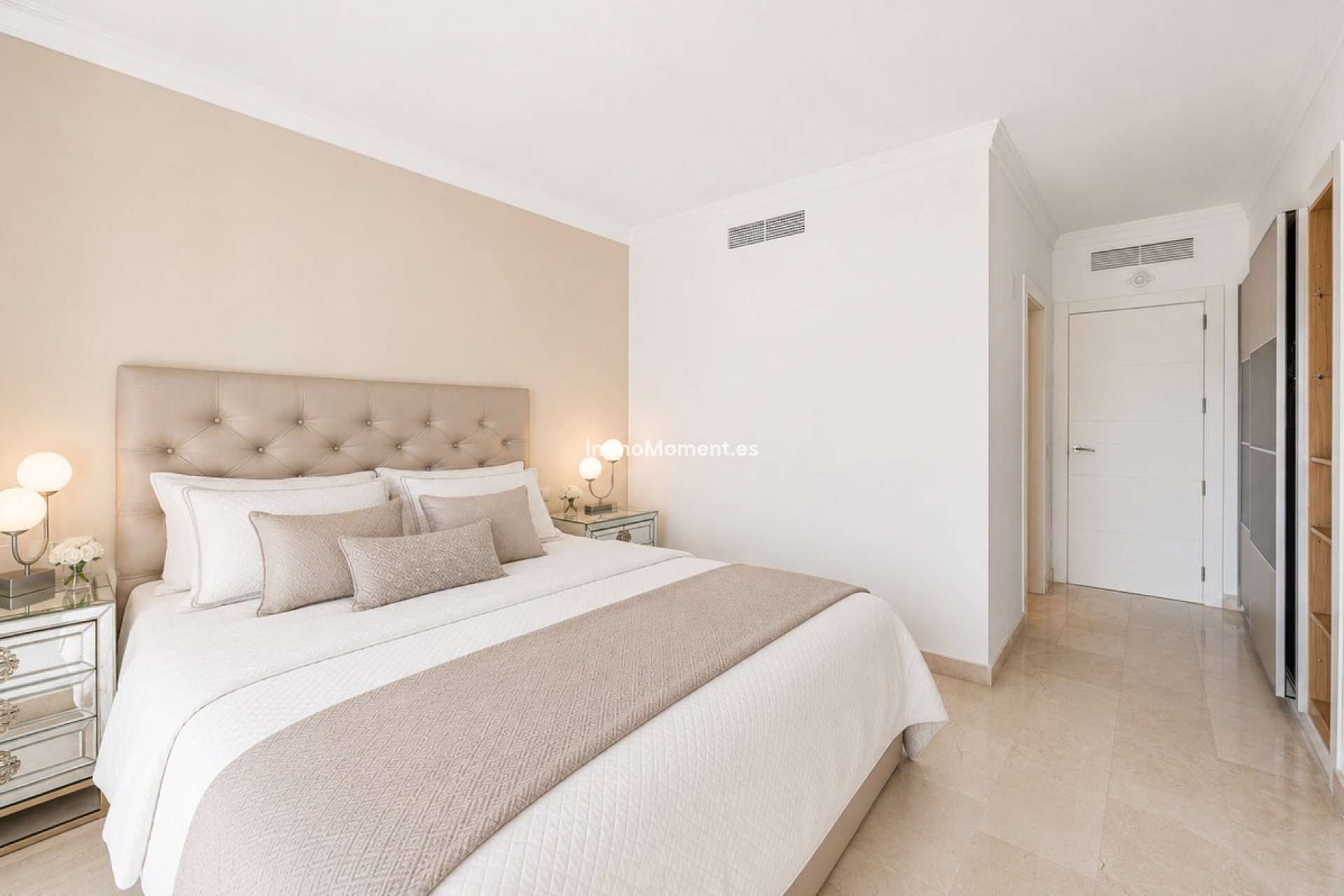 Resale - Townhouse - Marbella - Nueva Andalucía