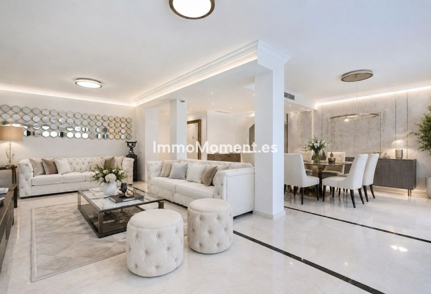 Resale - Townhouse - Marbella - Nueva Andalucía