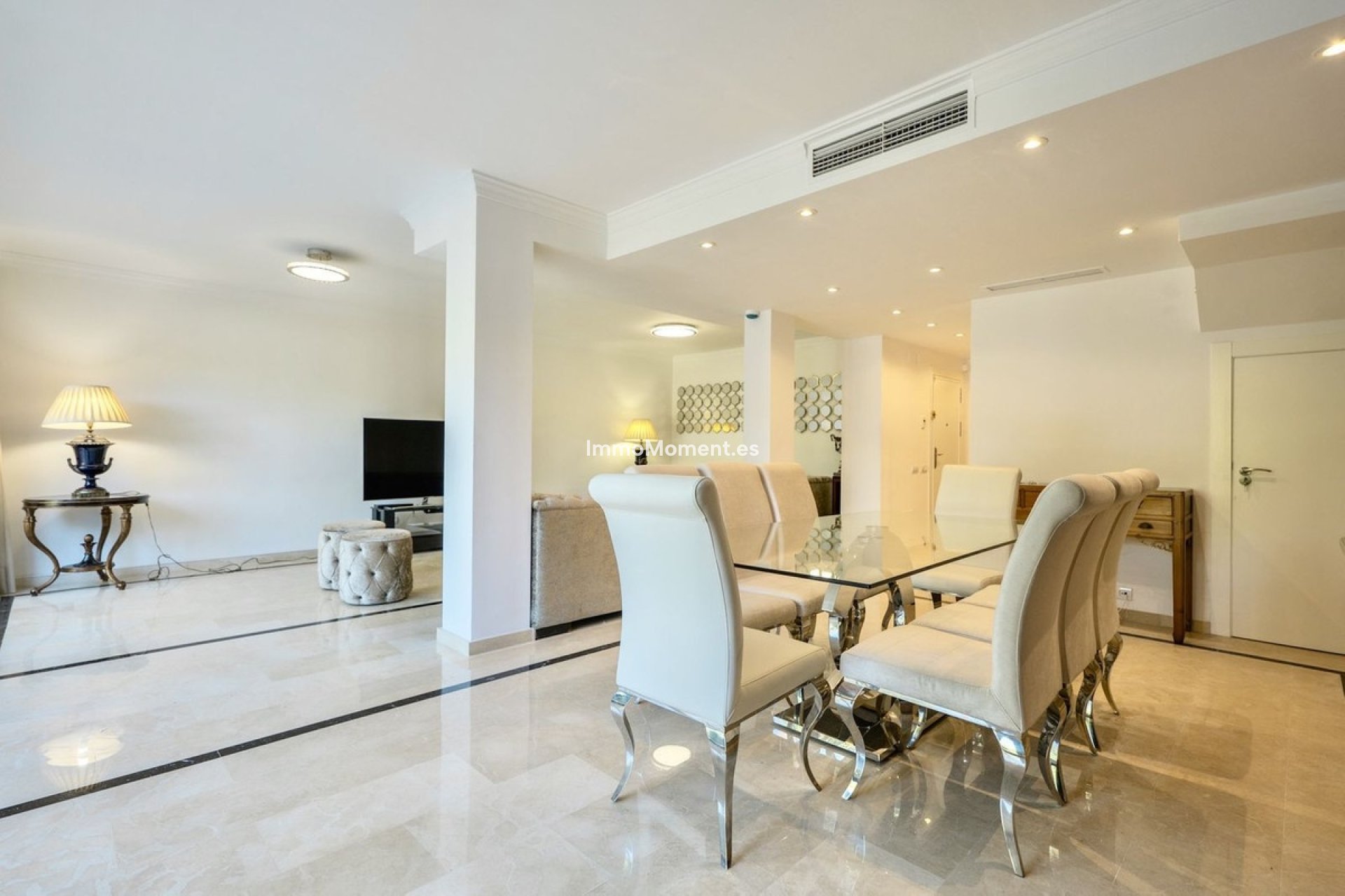 Resale - Townhouse - Marbella - Nueva Andalucía
