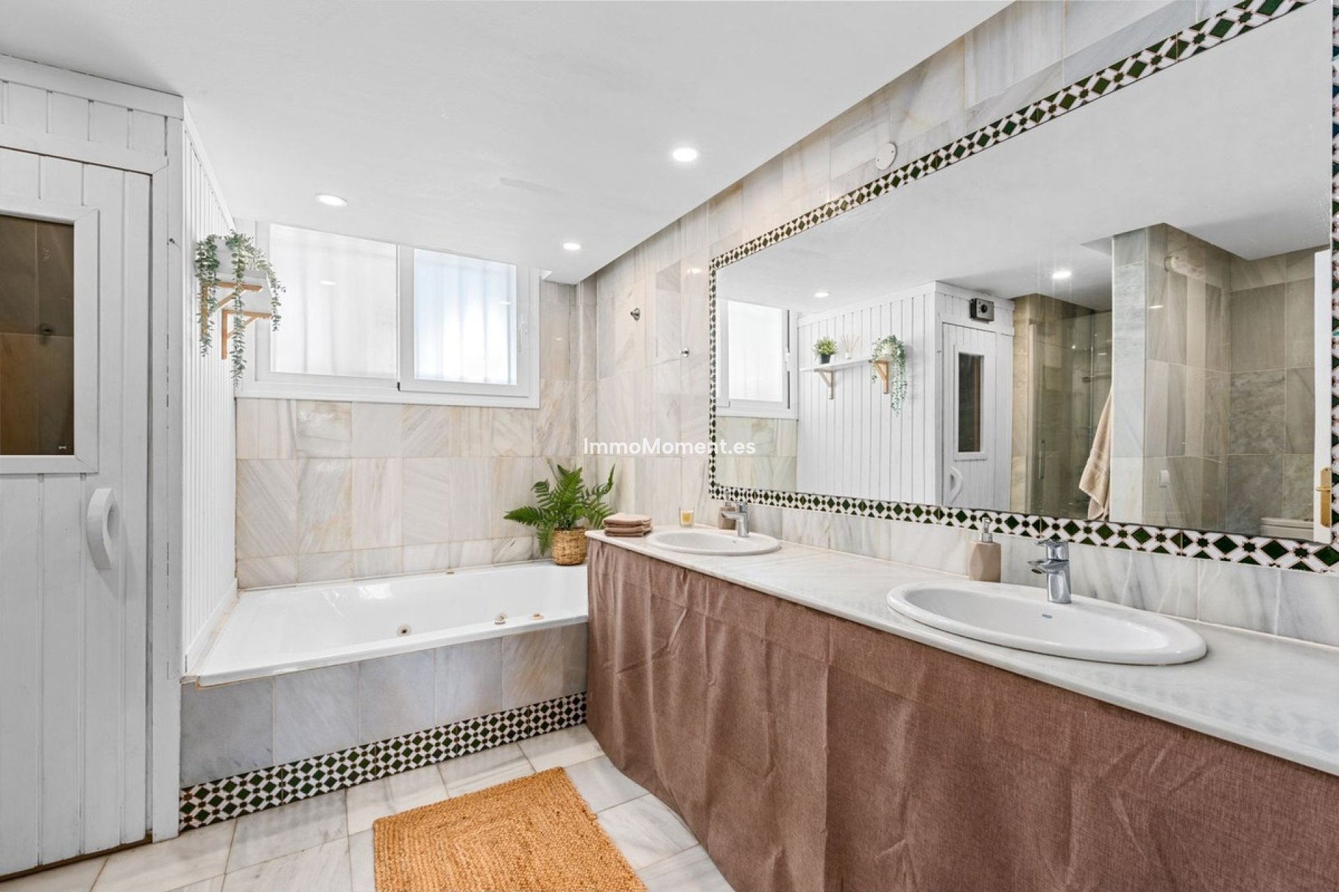 Resale - Townhouse - Marbella - Puerto Banús