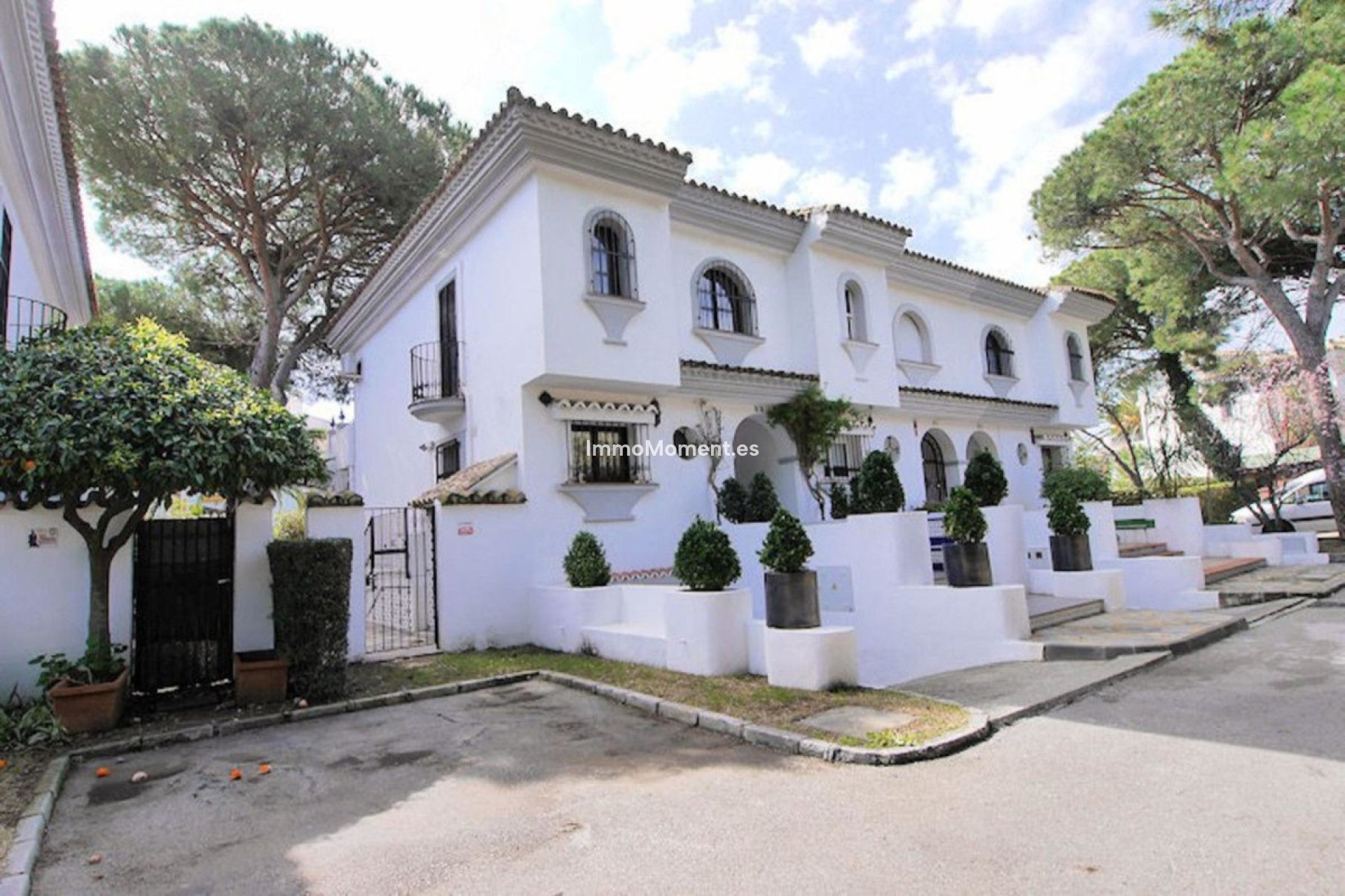 Resale - Townhouse - Marbella - Puerto de Cabopino