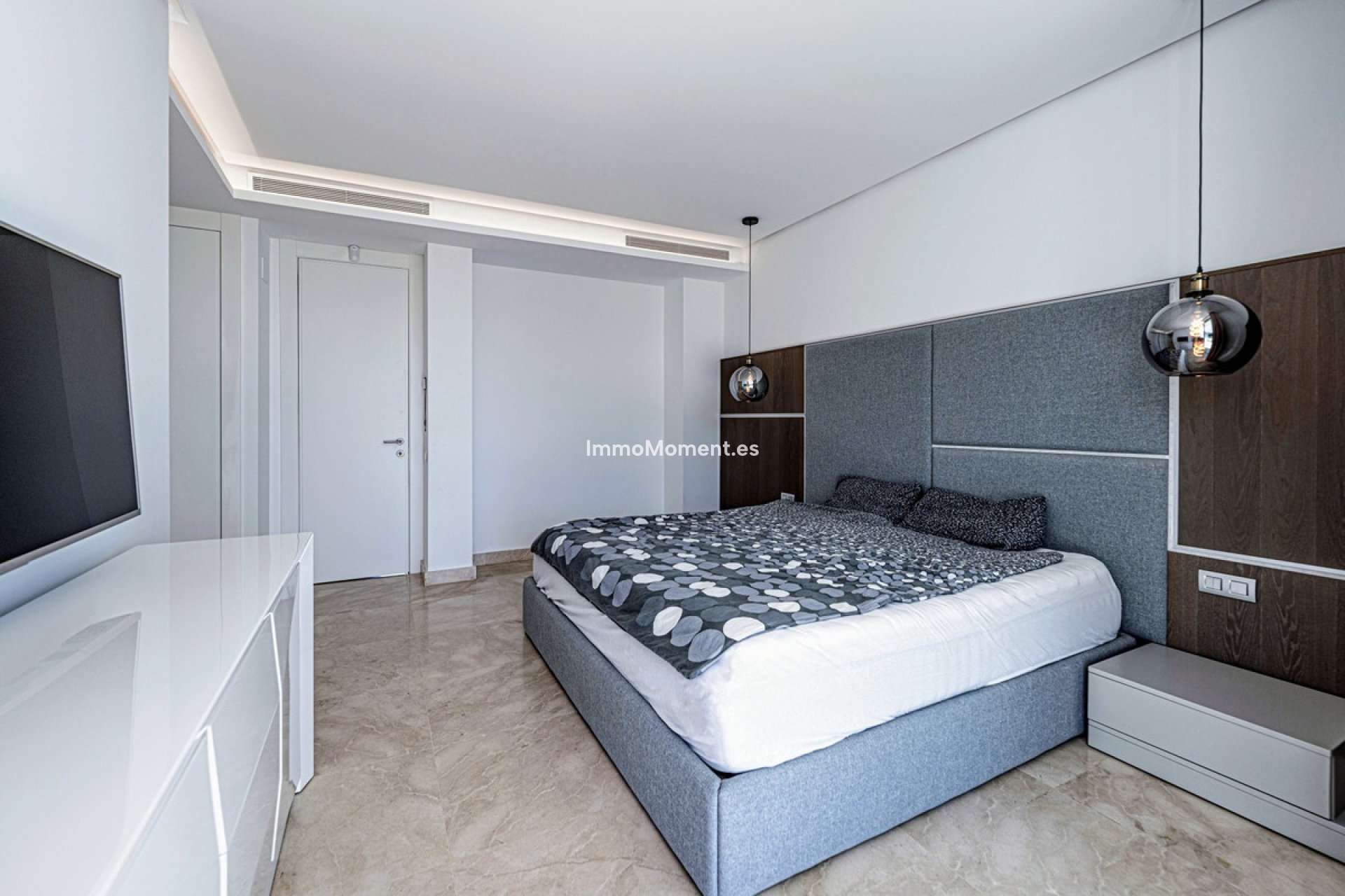 Resale - Townhouse - Marbella - Río Real