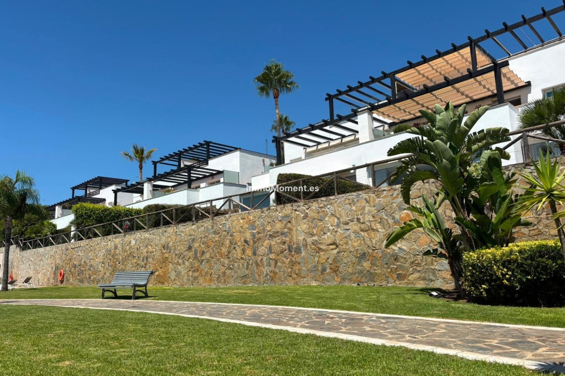 Resale - Townhouse - Marbella - Santa Clara