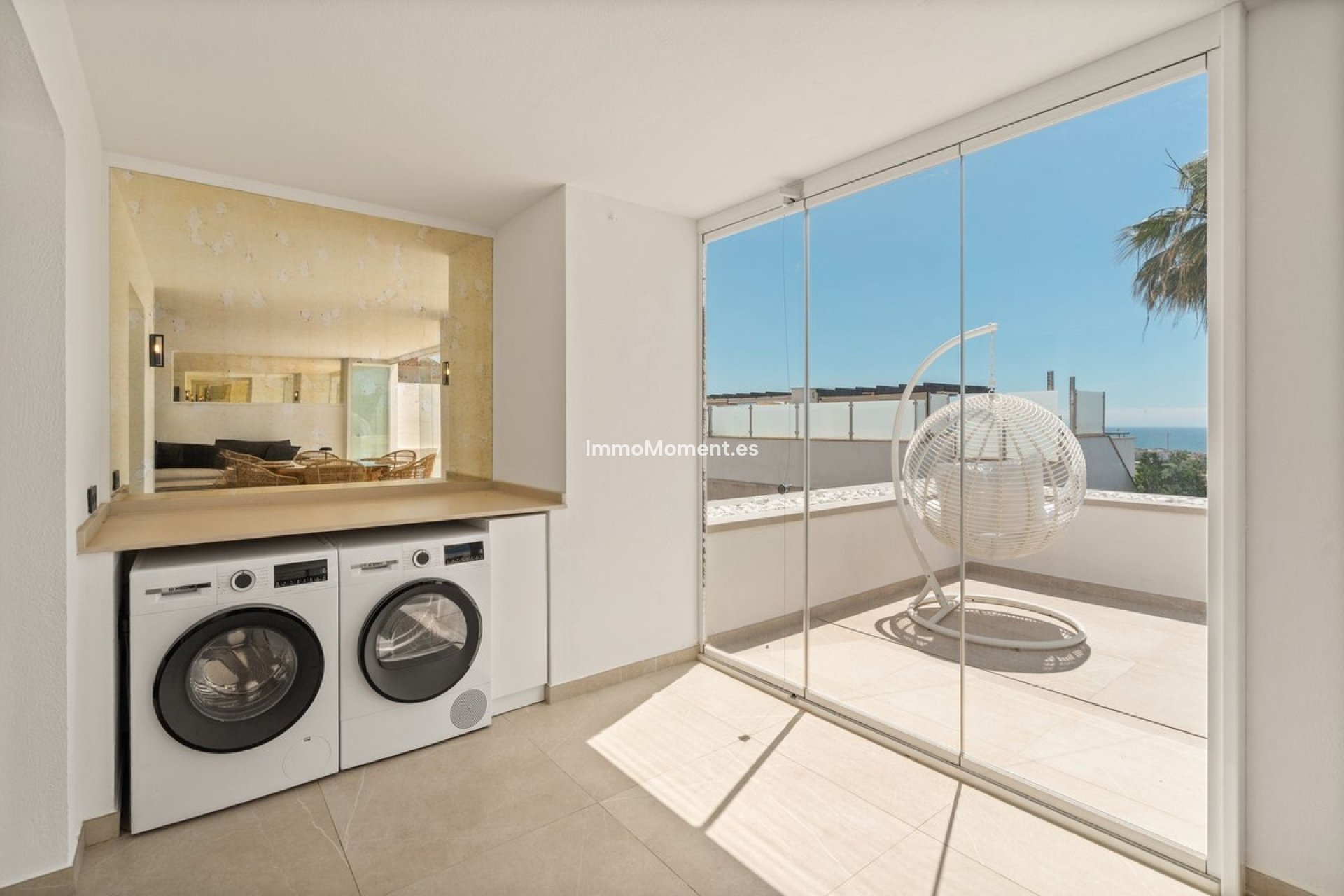 Resale - Townhouse - Marbella - Santa Clara