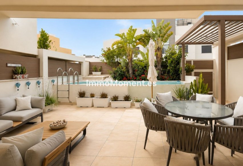 Resale - Townhouse - Mijas - La Cala de Mijas