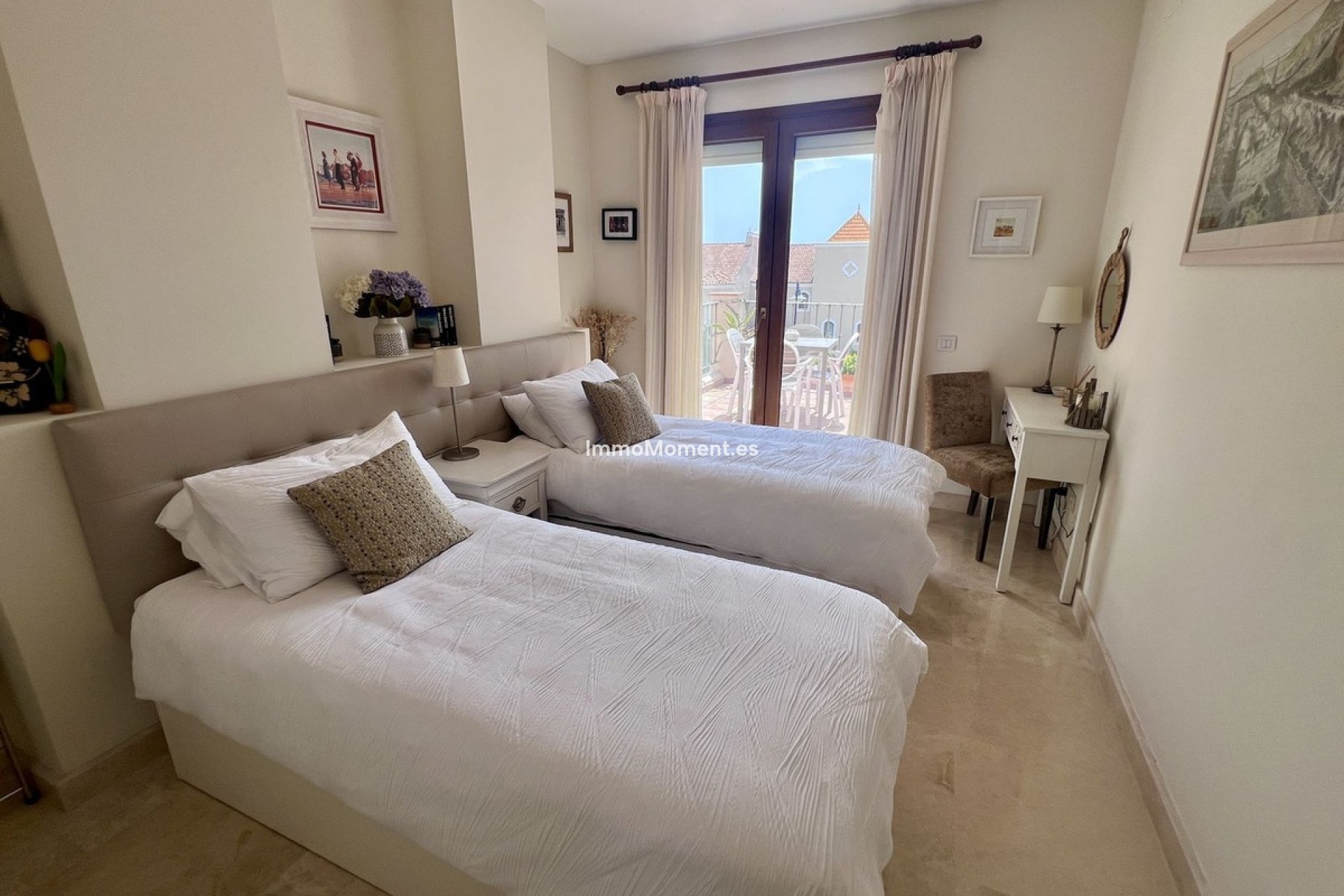 Resale - Townhouse - New Golden Mile