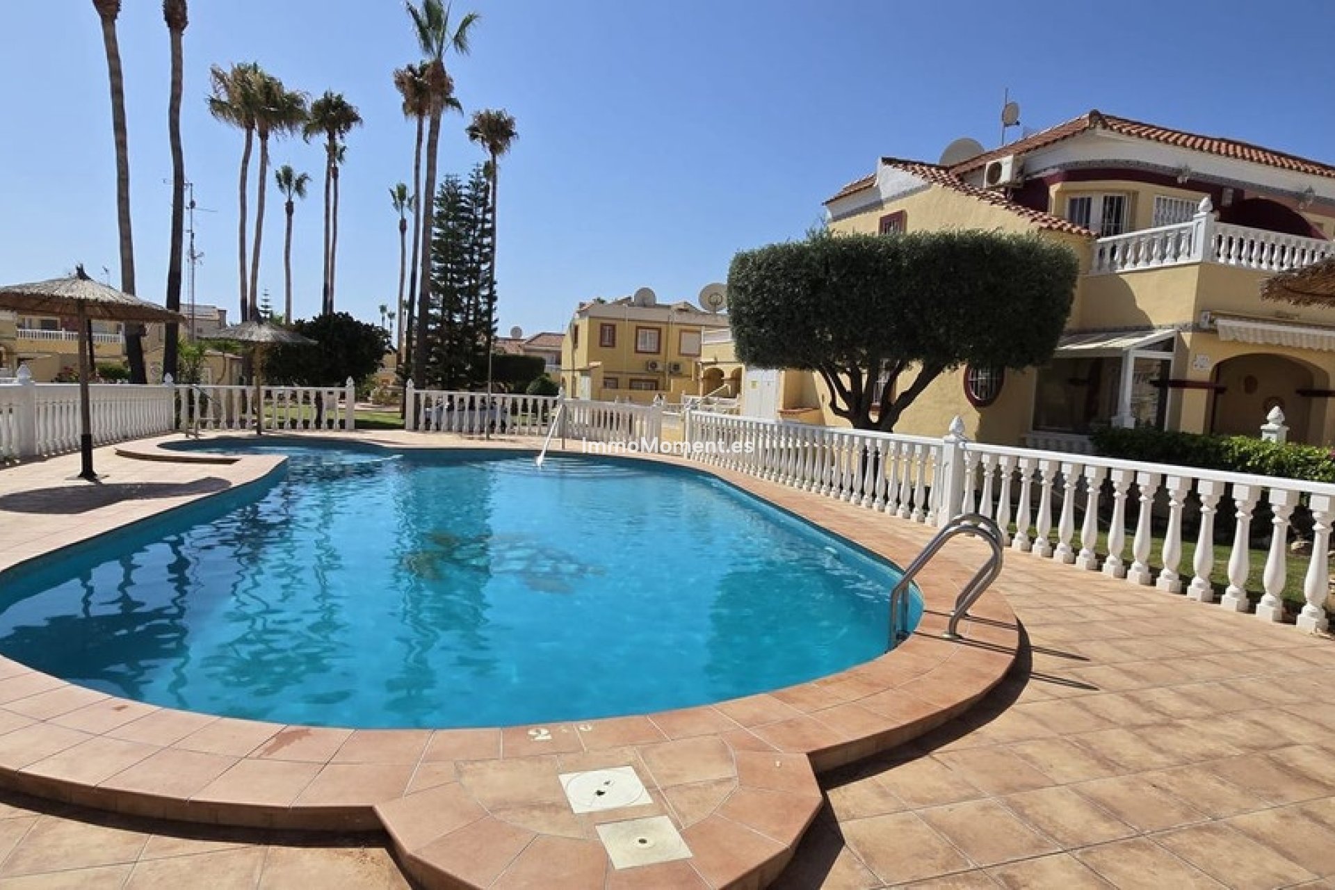 Resale - Townhouse - Orihuela - Cabo roig - La Zenia