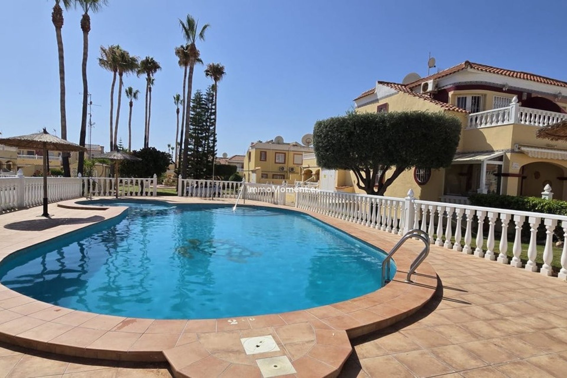 Resale - Townhouse - Orihuela - Cabo roig - La Zenia