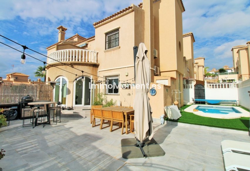Resale - Townhouse - Orihuela - Villamartín