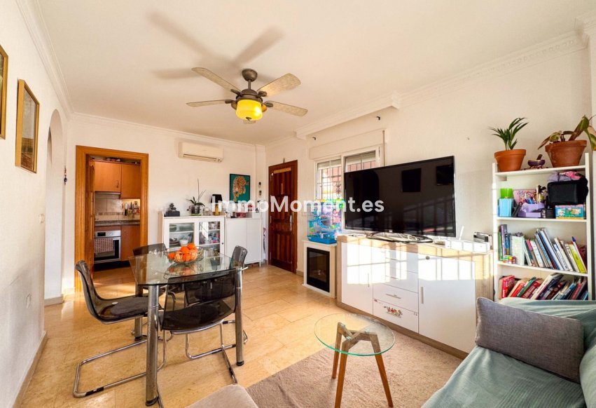 Resale - Townhouse - Torrevieja - Aguas Nuevas