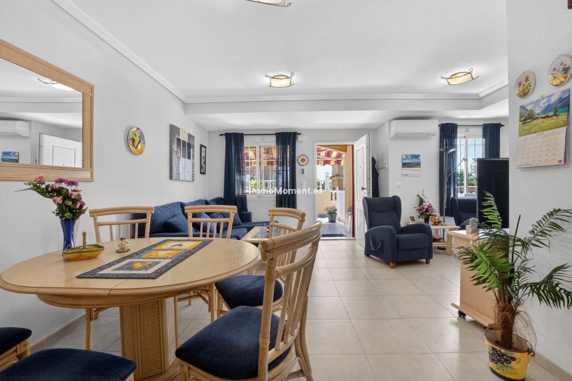Resale - Townhouse - Torrevieja - Aguas Nuevas