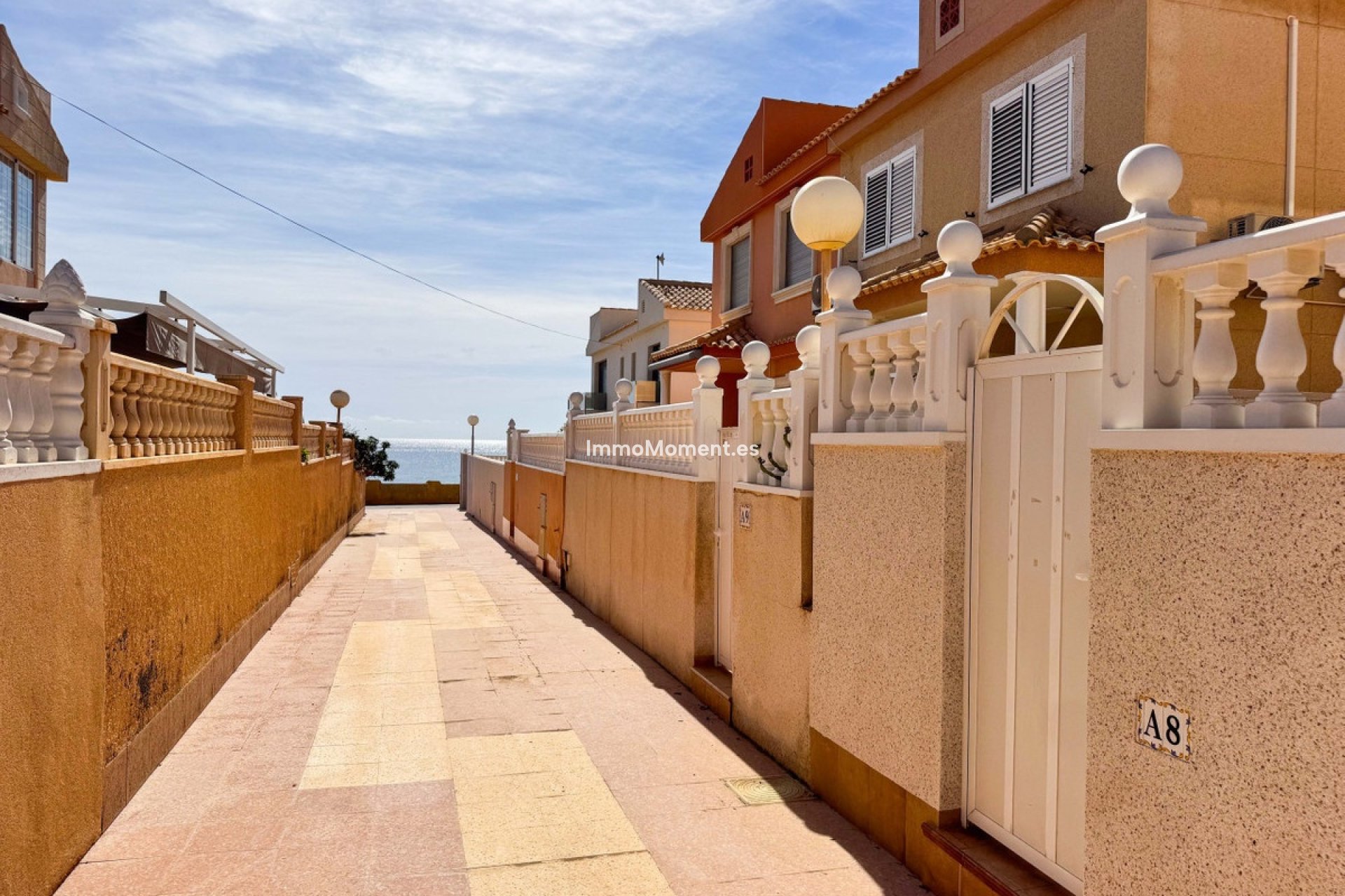 Resale - Townhouse - Torrevieja - Playa De La Mata