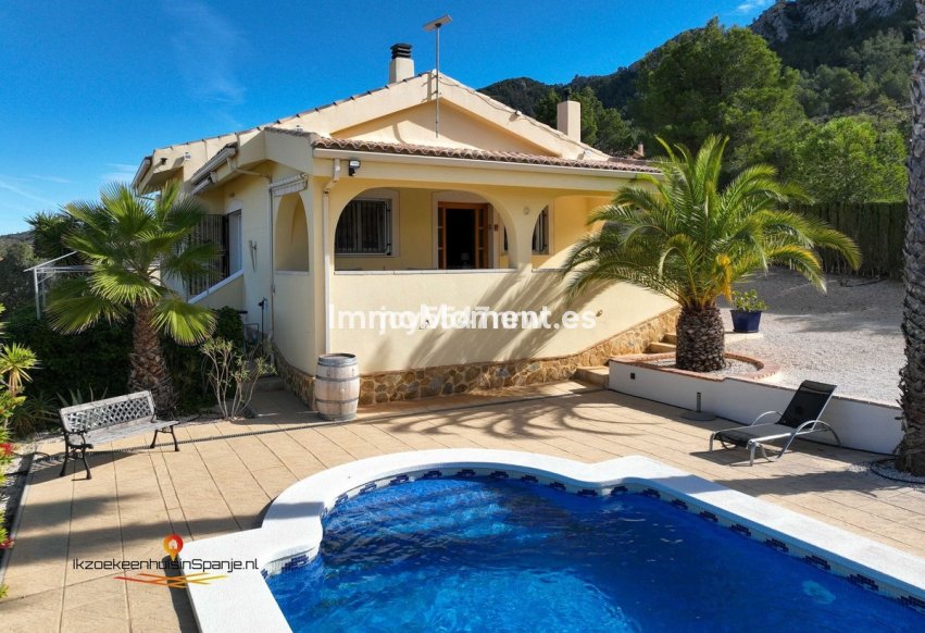 Resale - Villa - Abanilla - Abanilla Centro