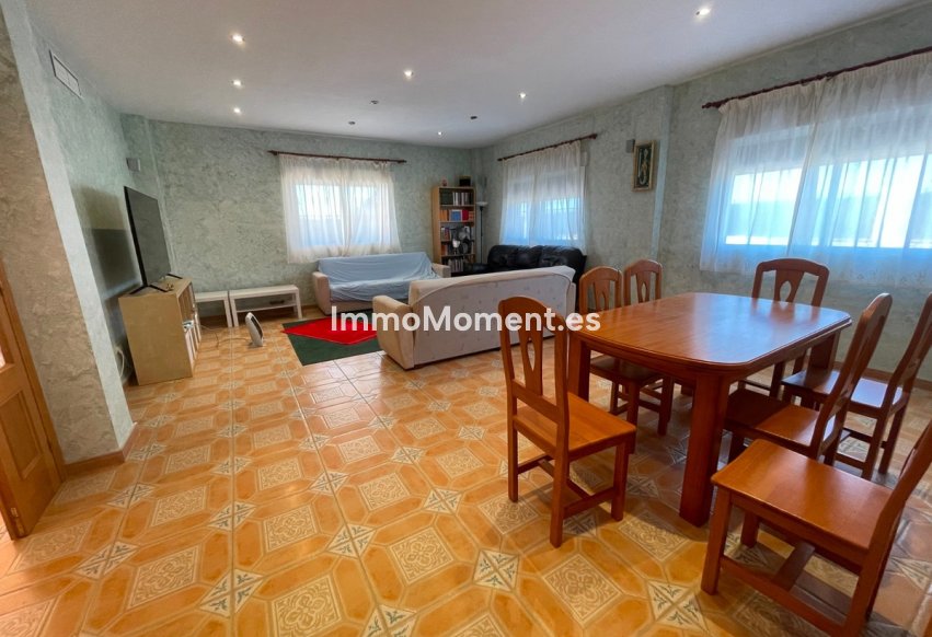 Resale - Villa - Albatera - Albatera Centro