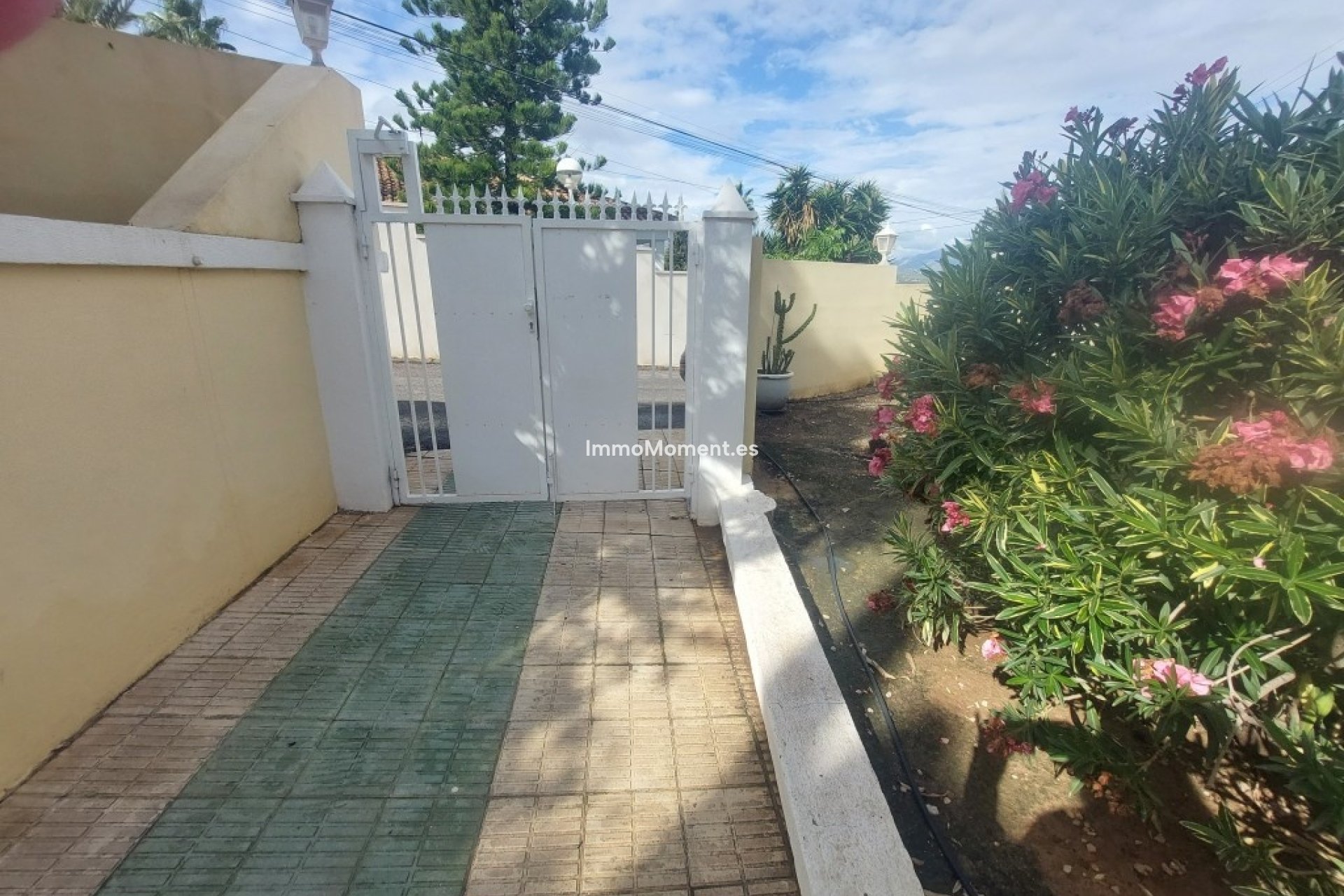 Resale - Villa - Alfaz del Pi - Albir