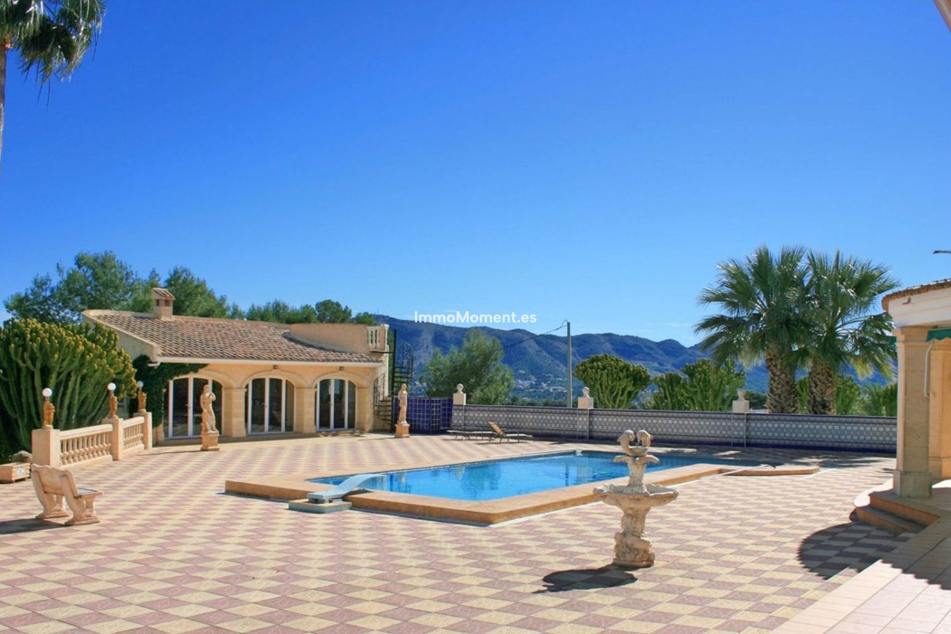 Resale - Villa - Alfaz del Pi - L'Alfás del Pi Centro