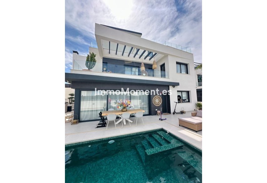 Resale - Villa - Algorfa - La Finca Golf